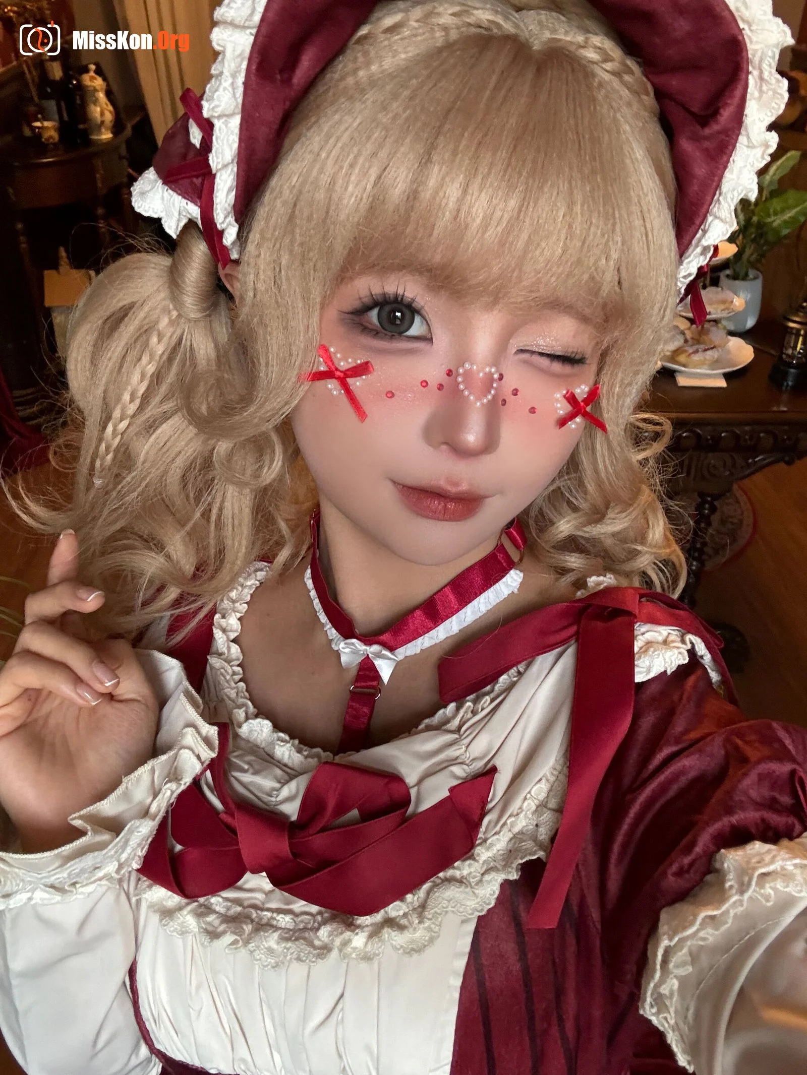 Stupid Momo: Window Doll - Photo 122