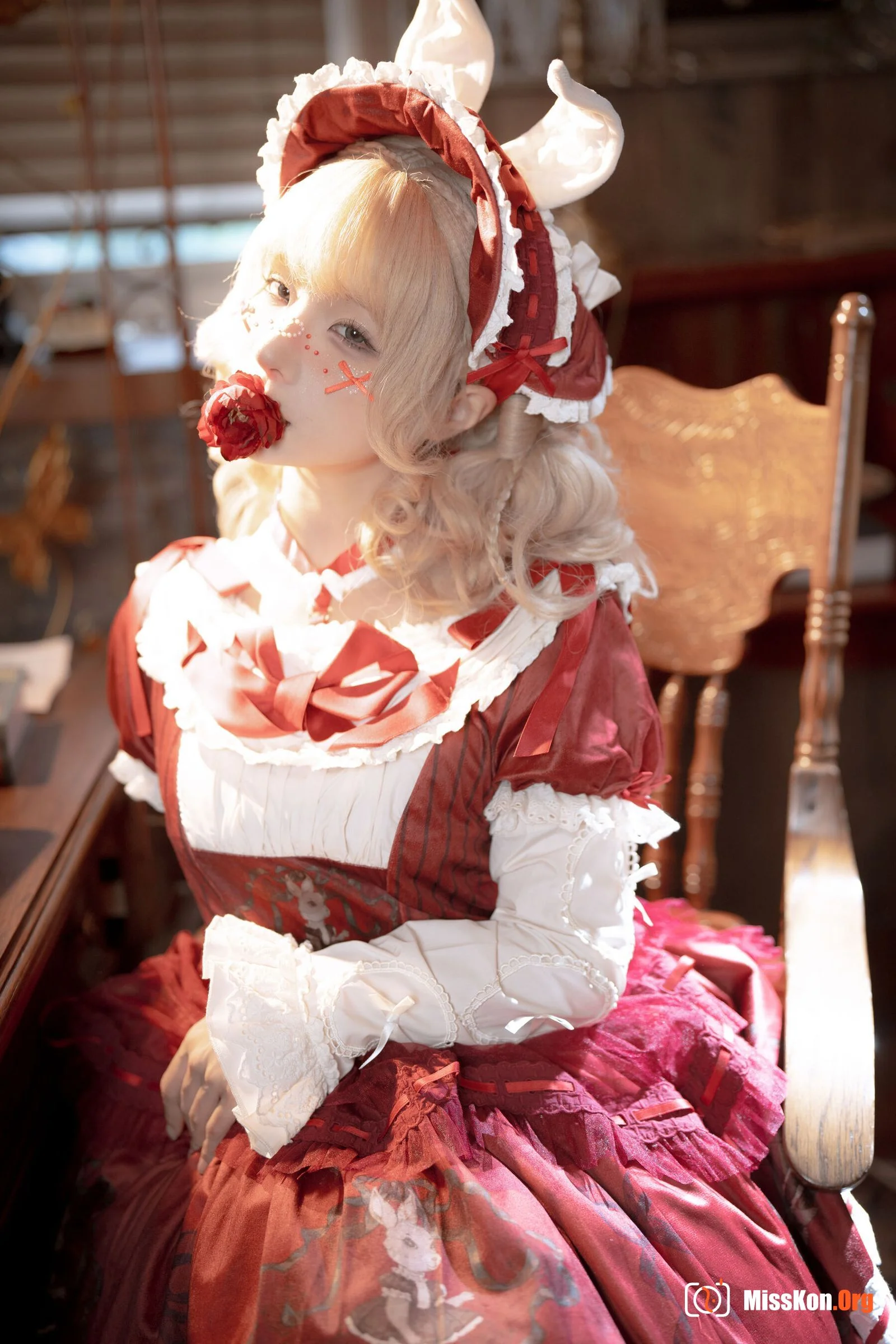 Stupid Momo: Window Doll - Photo 3