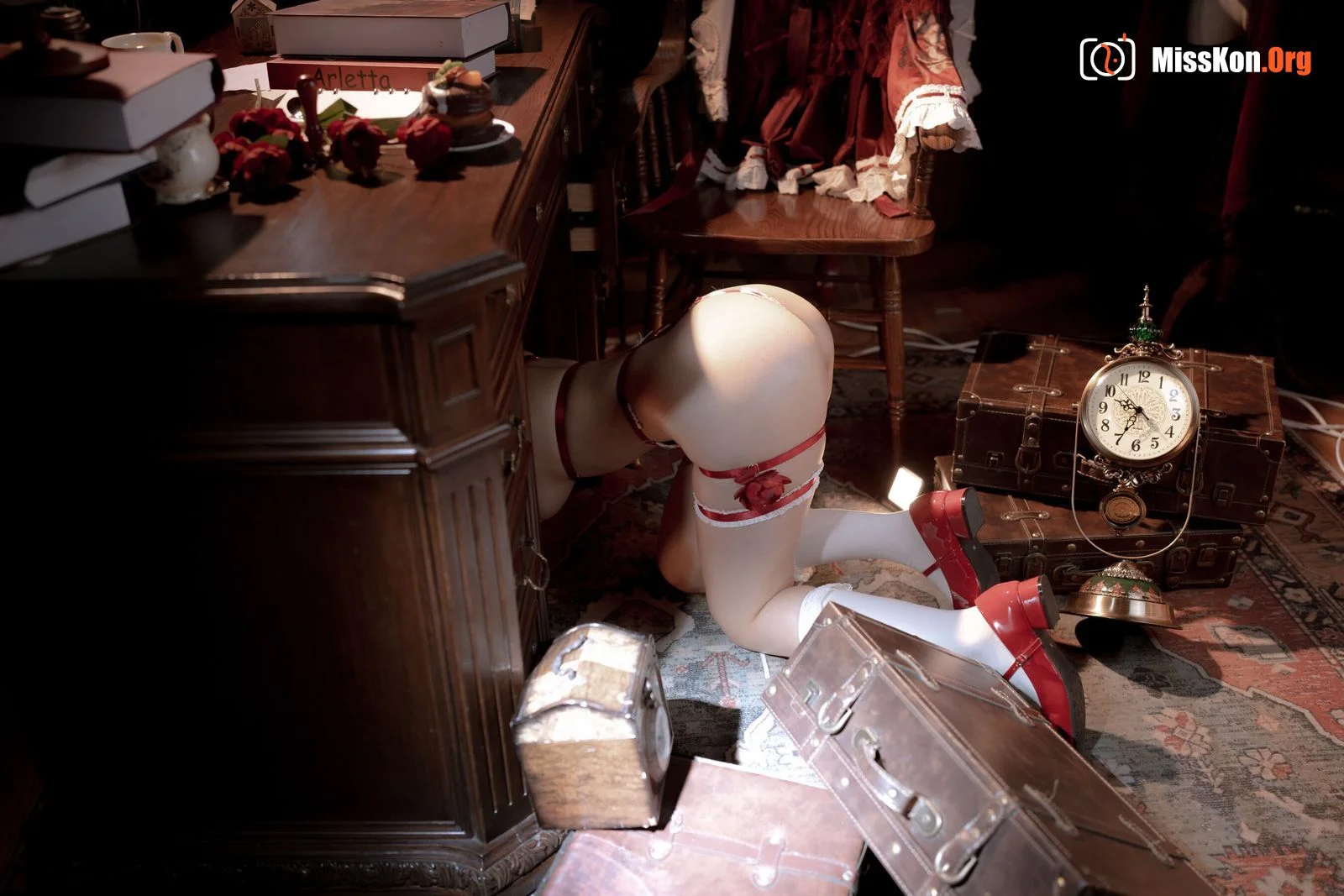 Stupid Momo: Window Doll - Photo 53