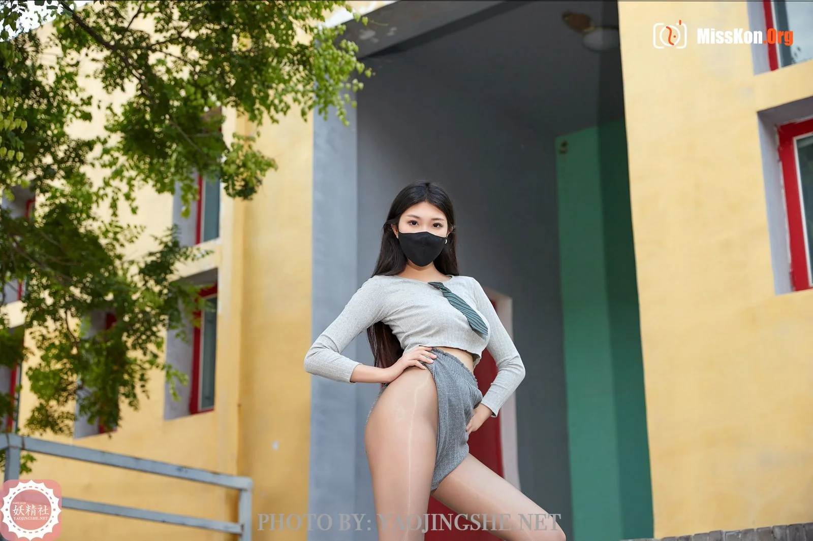 Su Wei: On the way to get off work (T2044) - Photo 11