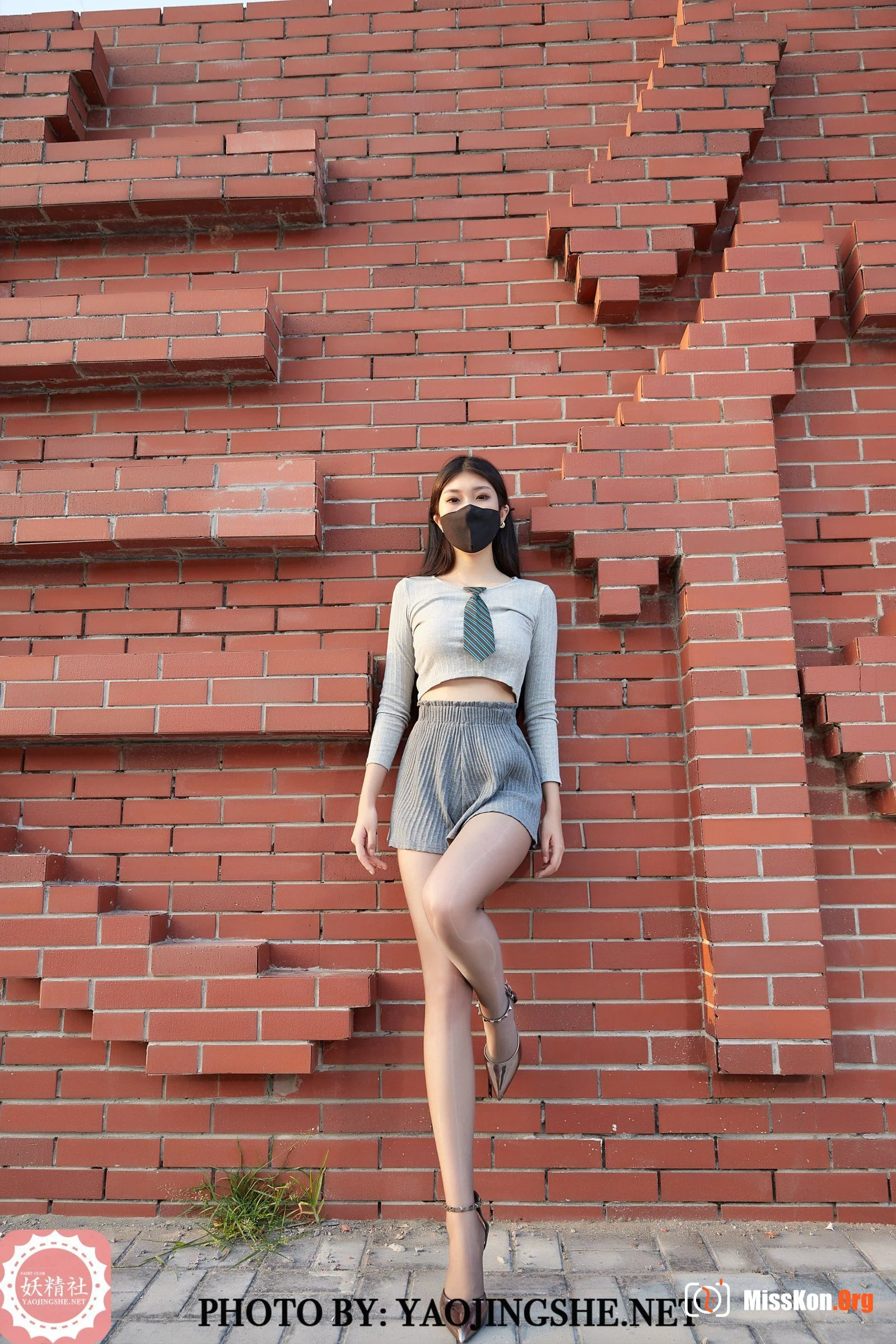 Su Wei: On the way to get off work (T2044) - Photo 5