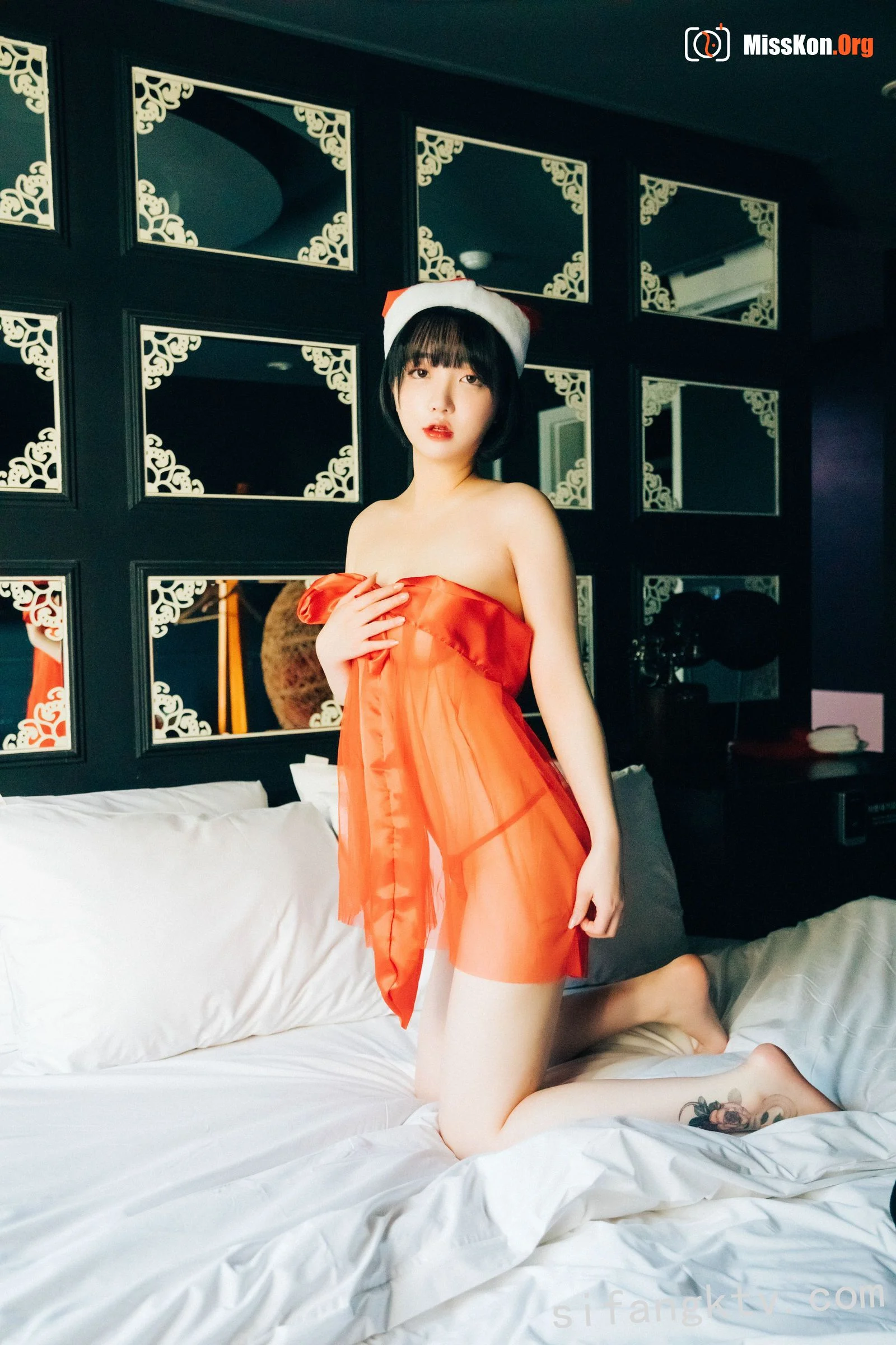 Sun Lele's "Doube Date" - Photo 16