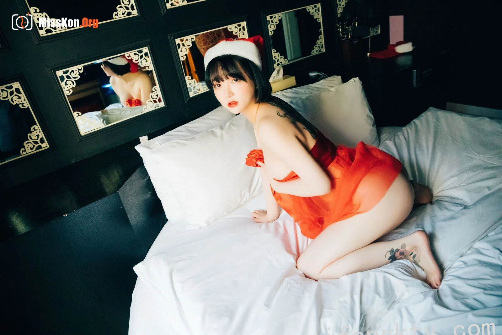 Sun Lele's "Doube Date" - Photo 19