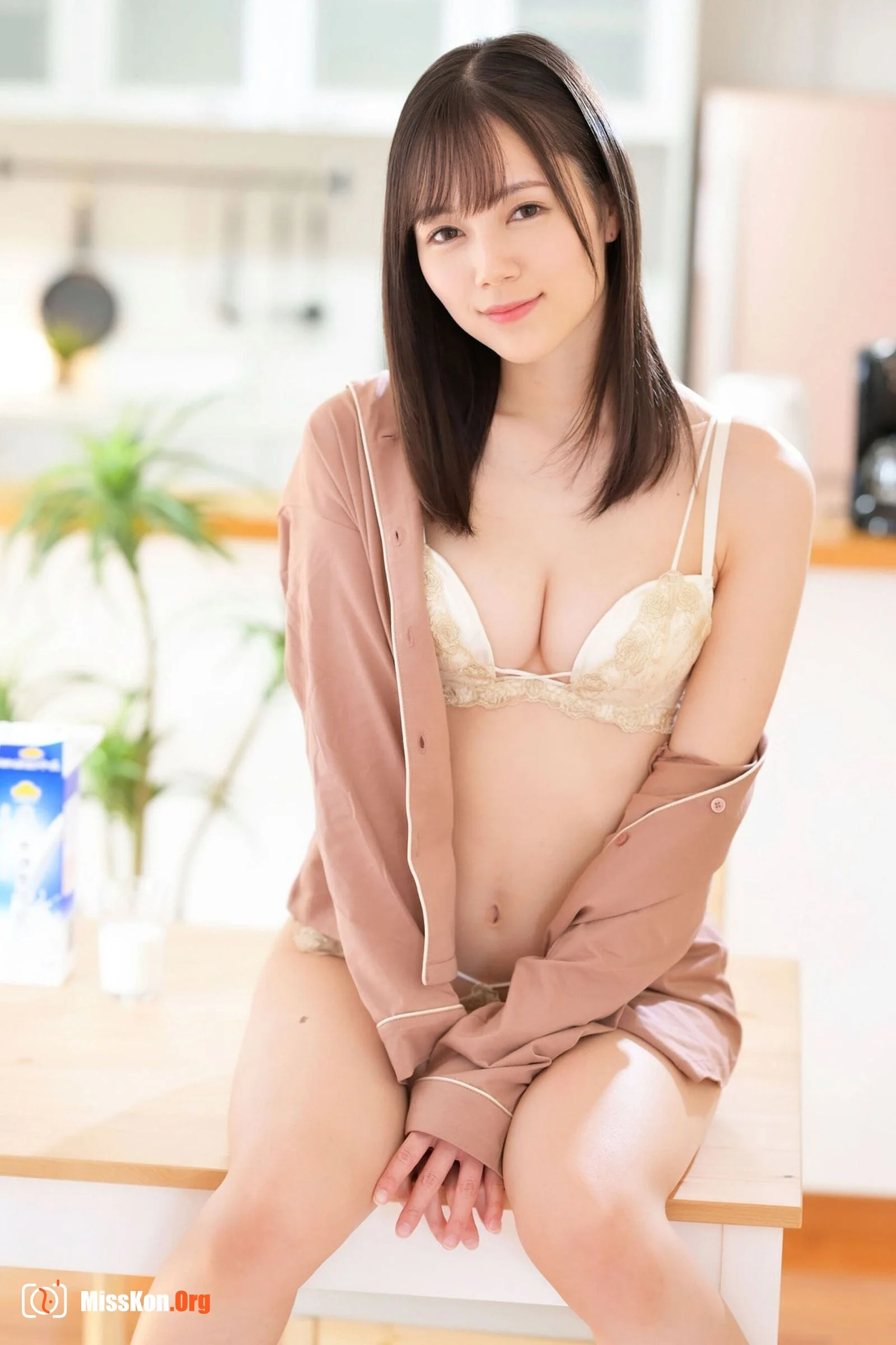 Suzumori Remu: Ejaculation-filled cohabitation life - Photo 8