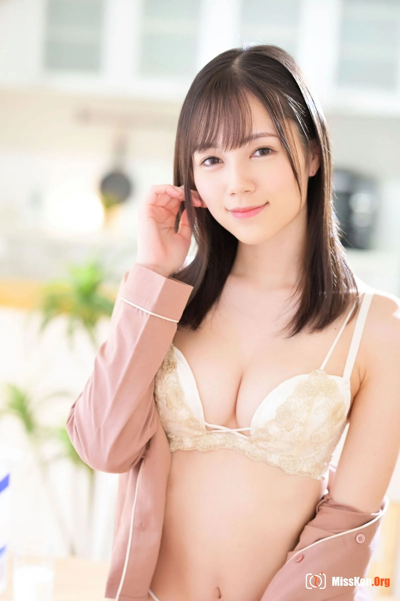 Suzumori Remu: Ejaculation-filled cohabitation life - Photo 9