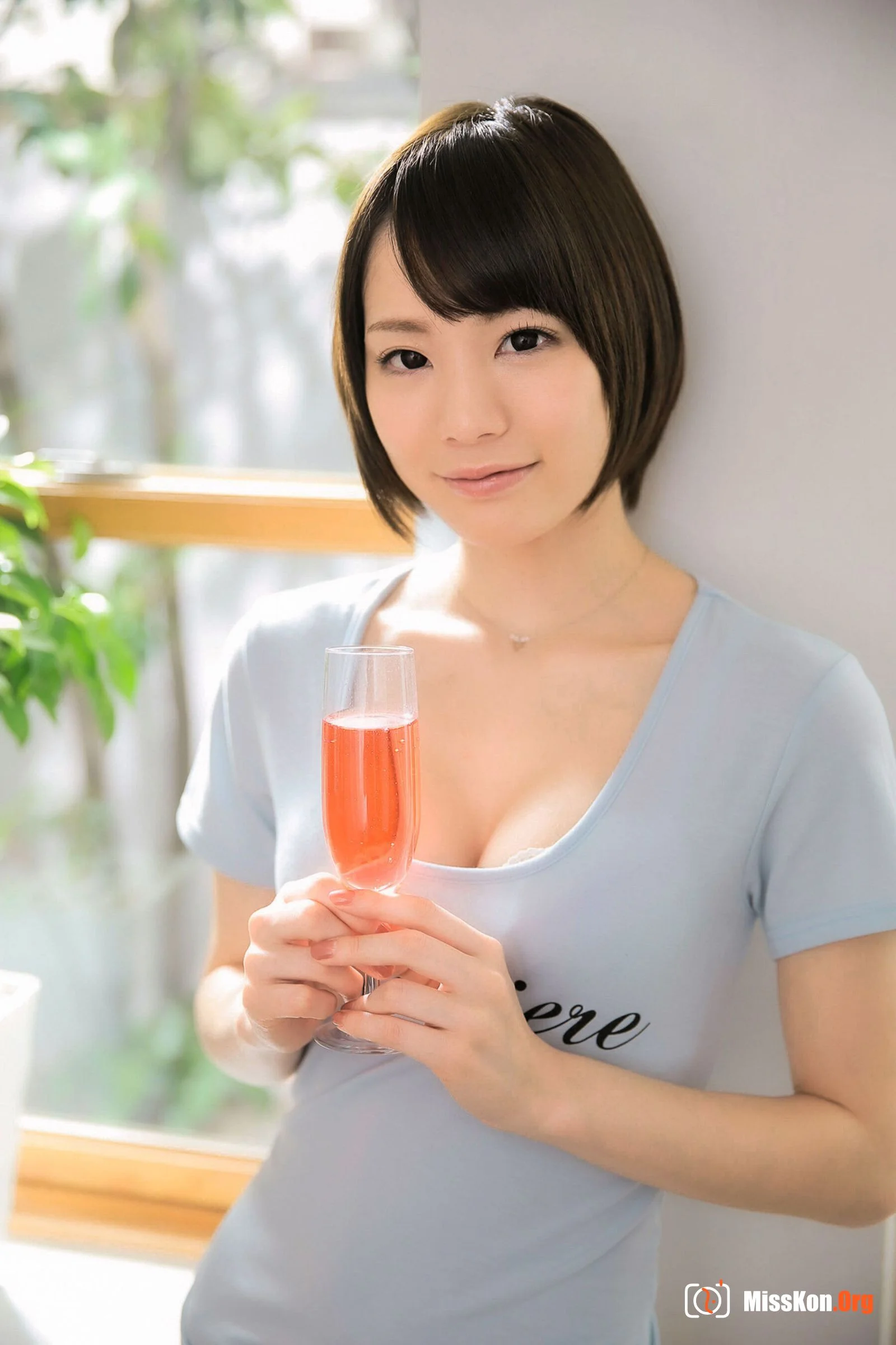 Suzumura Airi (2023-10 POSE MESSAGE 22) - Photo 8