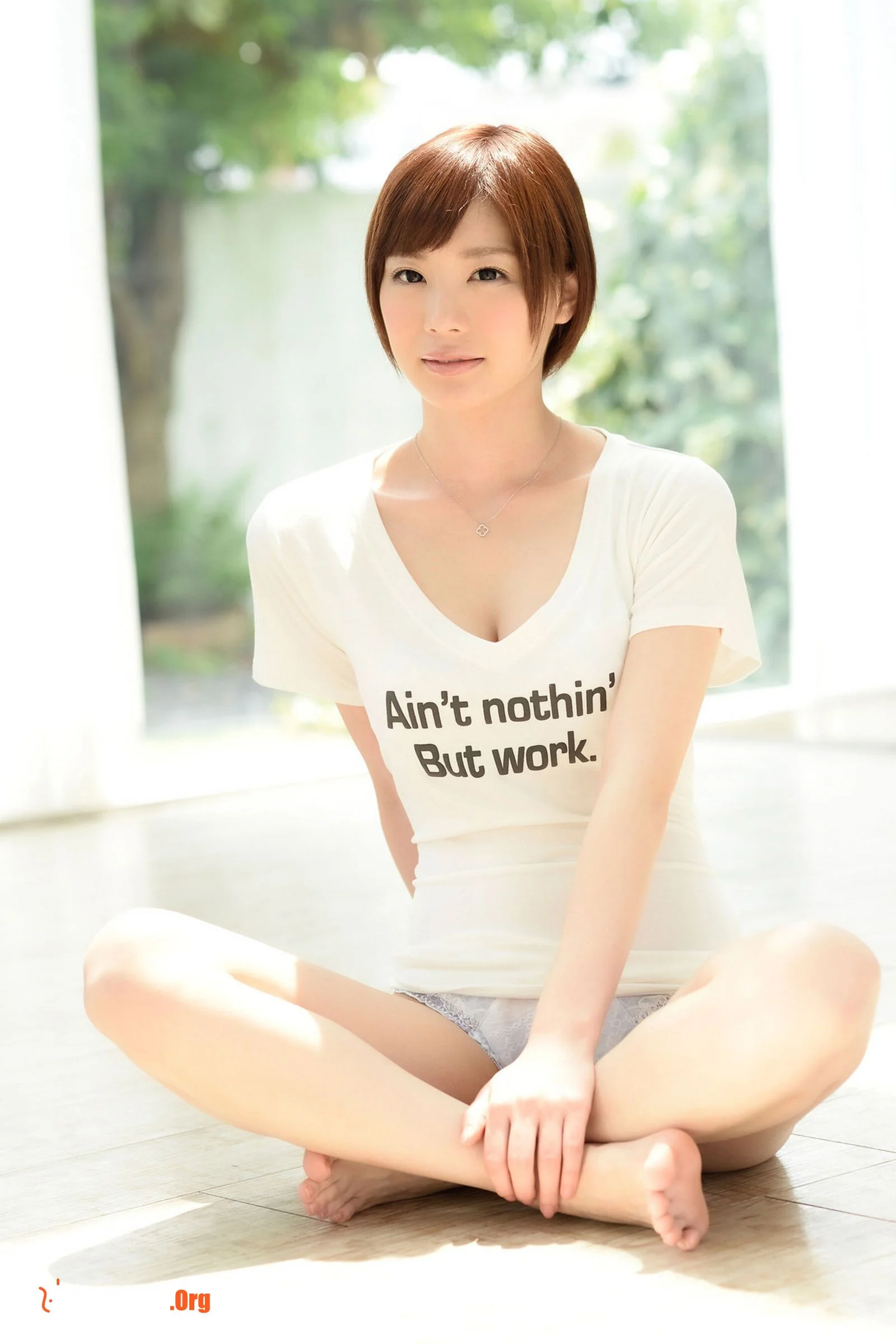 Suzumura Airi (2023-11 POSE MESSAGE 30) - Photo 14