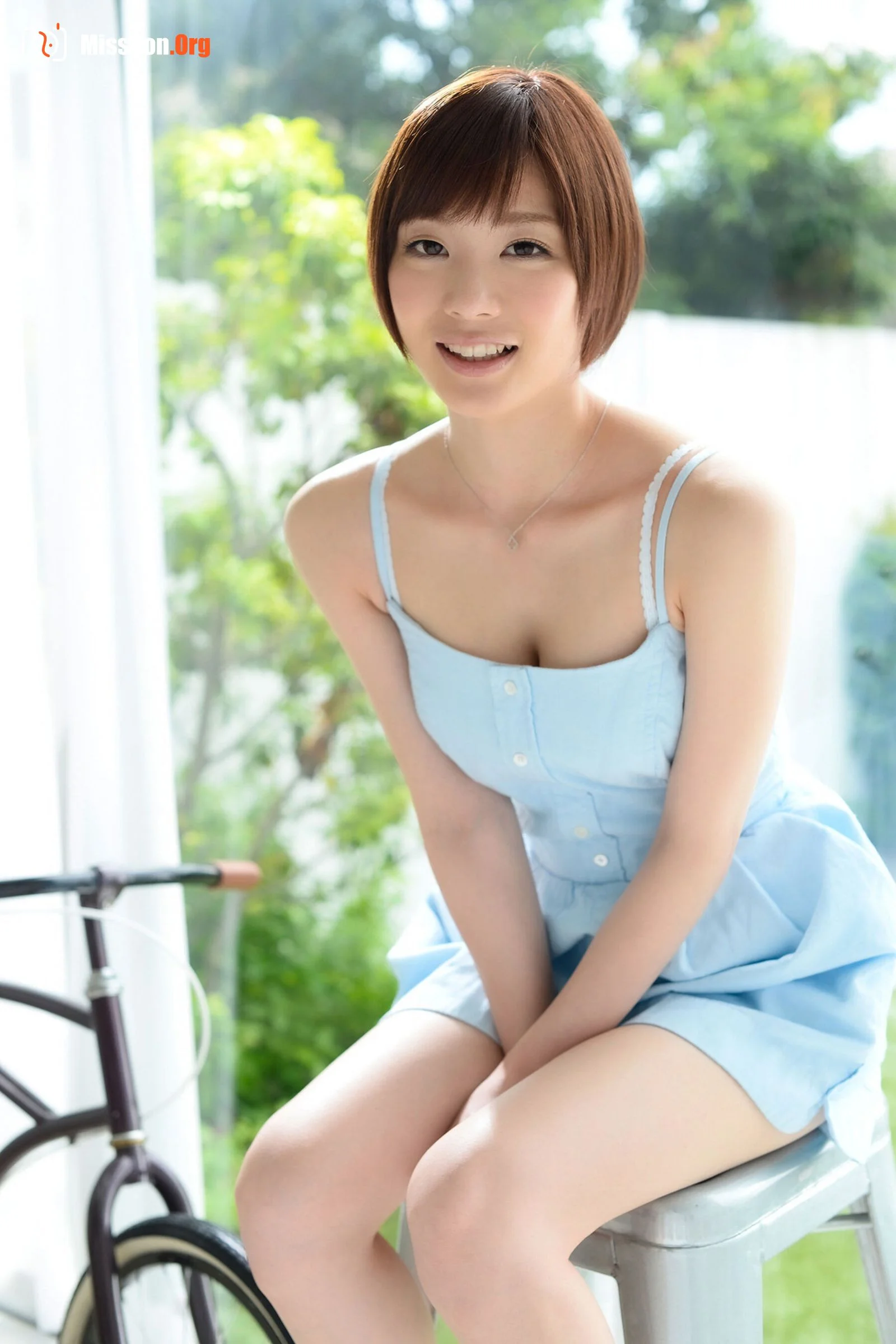Suzumura Airi (2023-11 POSE MESSAGE 30) - Photo 3