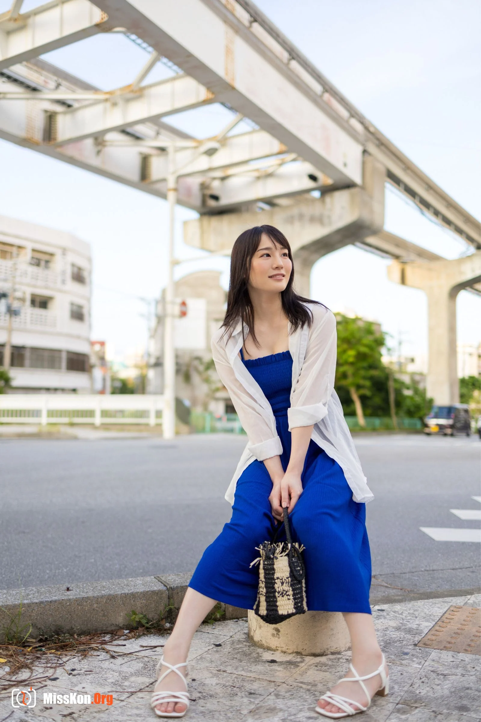 Suzumura Airi: First Okinawa photo shoot: AIRI - Photo 18