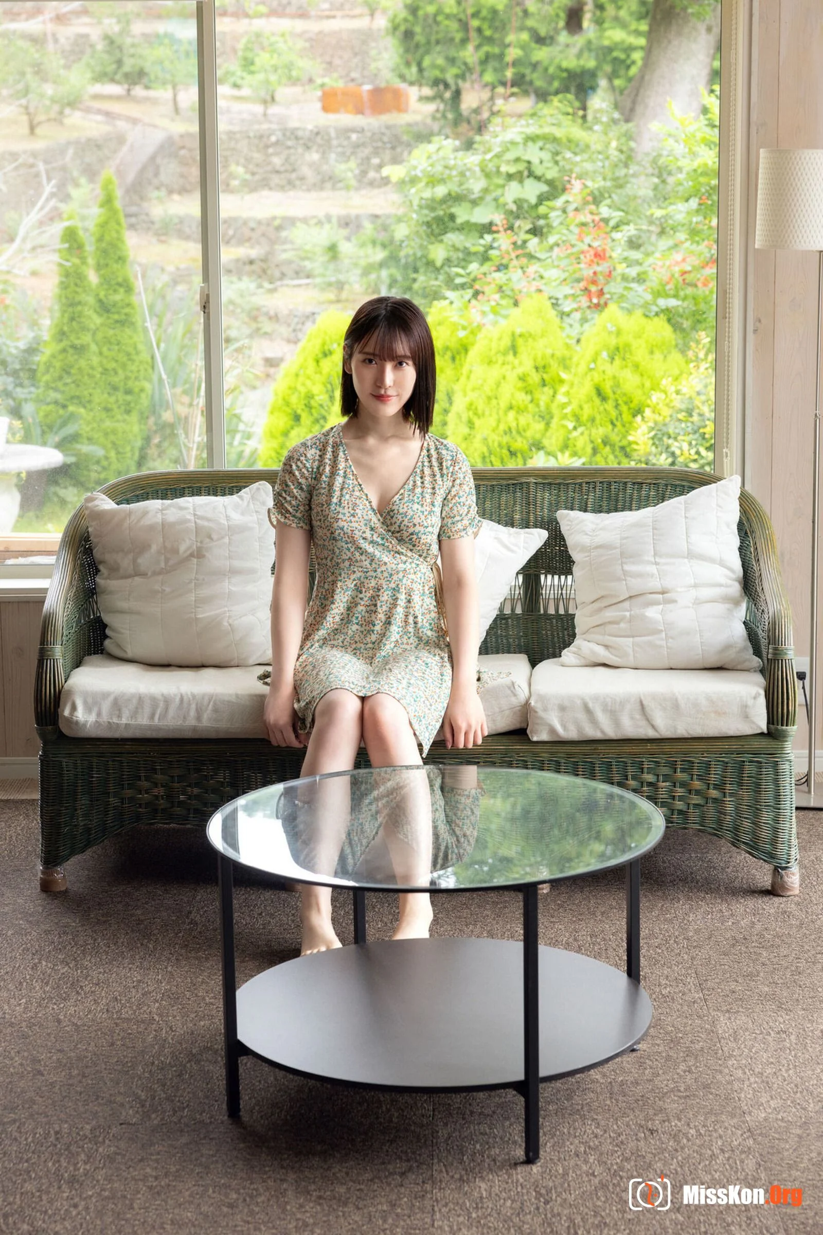 Takimoto Shizuku: NATURALLY - Photo 12