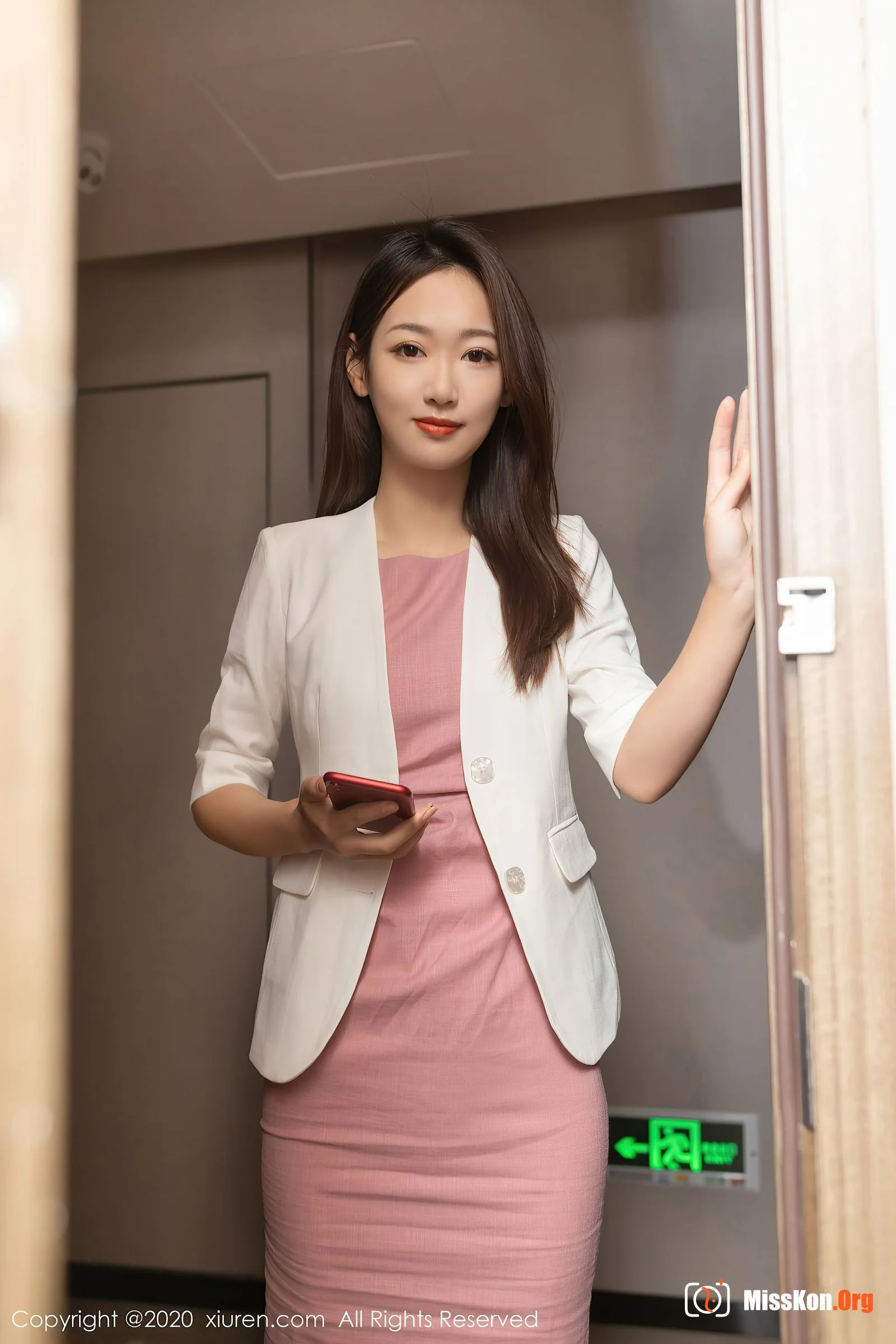 Tang Anqi - Photo 12