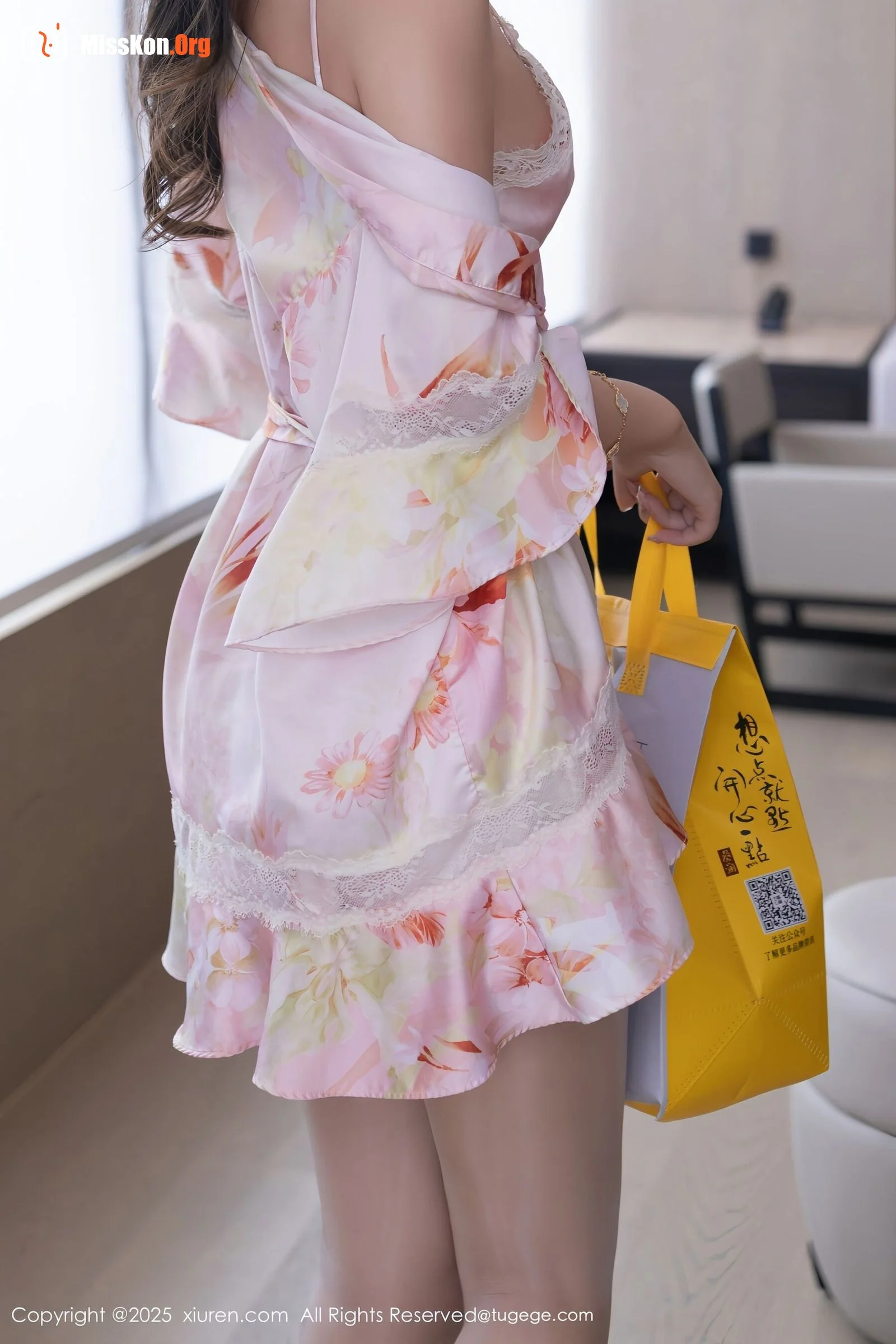Tang Anqi - Photo 10