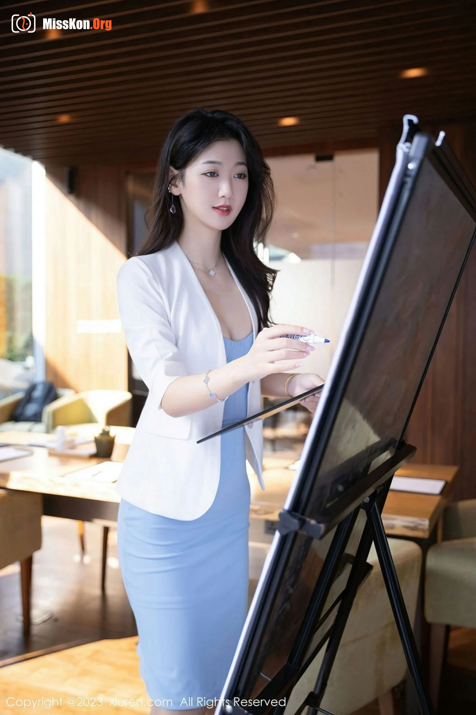Tang Anqi - Photo 9