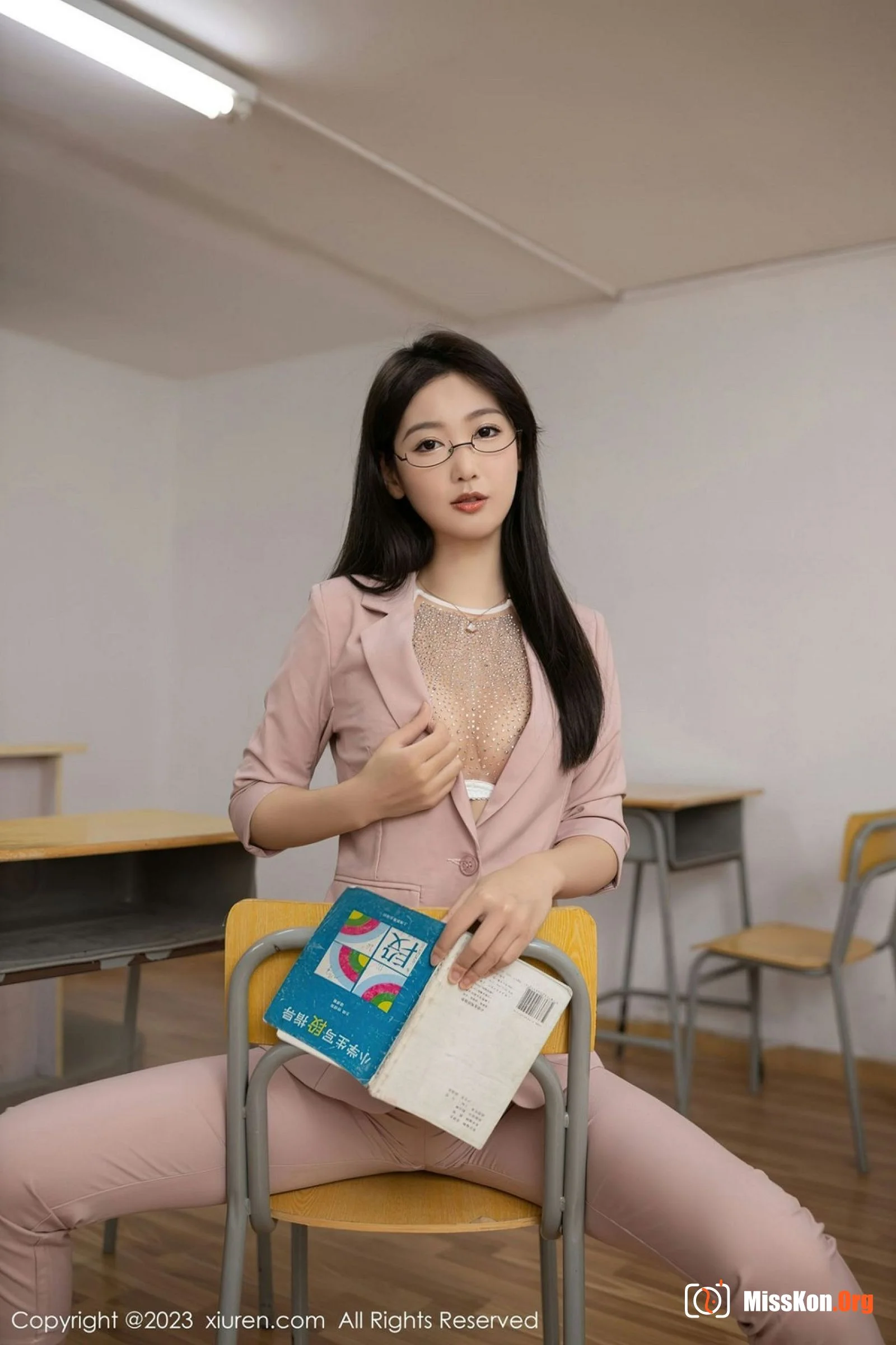 Tang Anqi - Photo 10