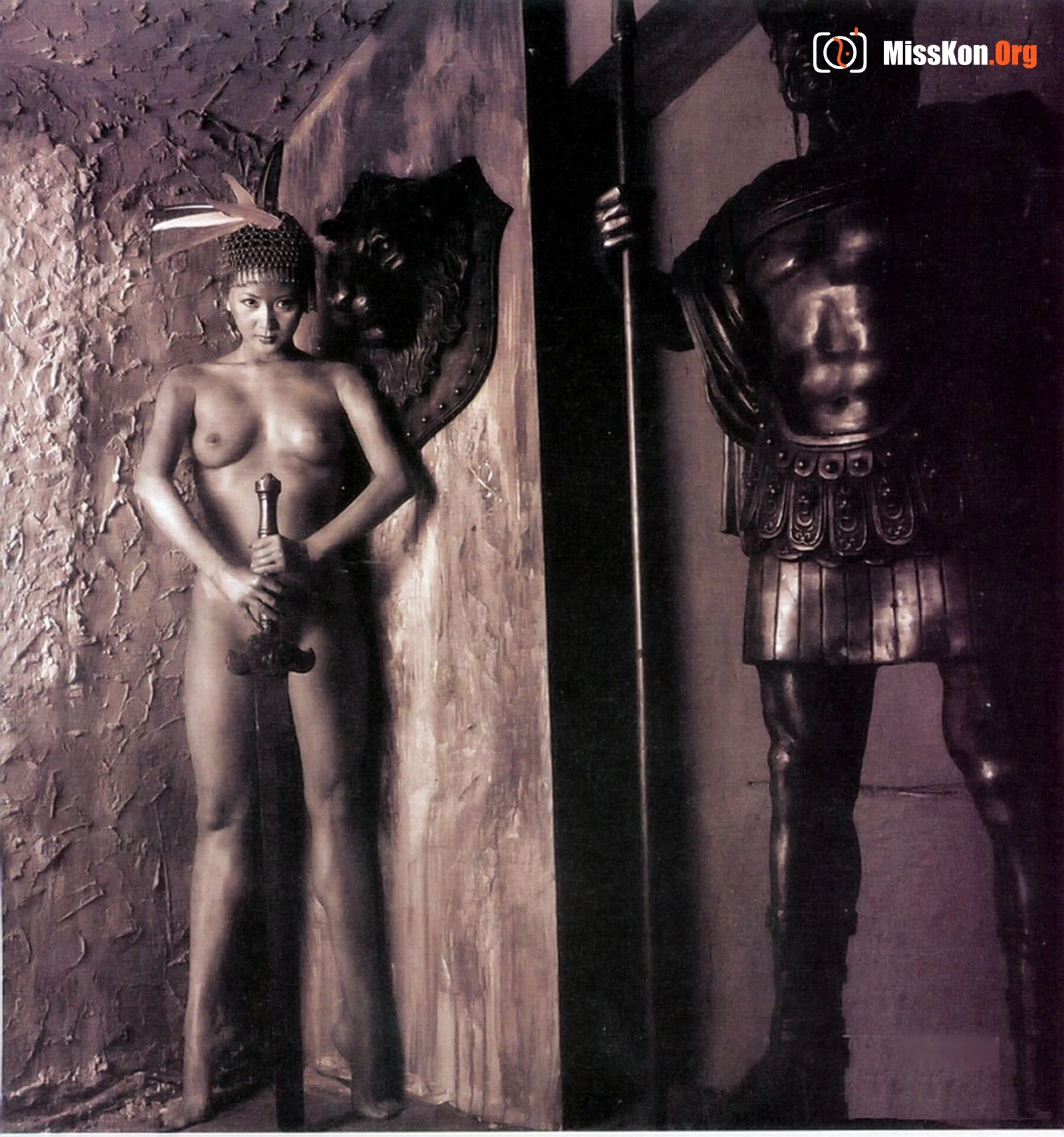 Tang Jiali: Dark tone - Photo 11
