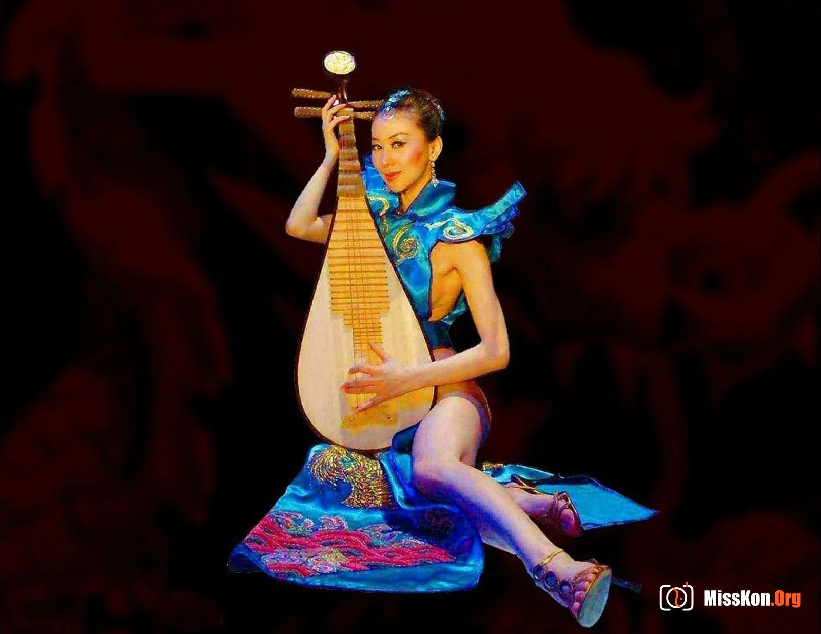 Tang Jiali: Dark tone - Photo 15