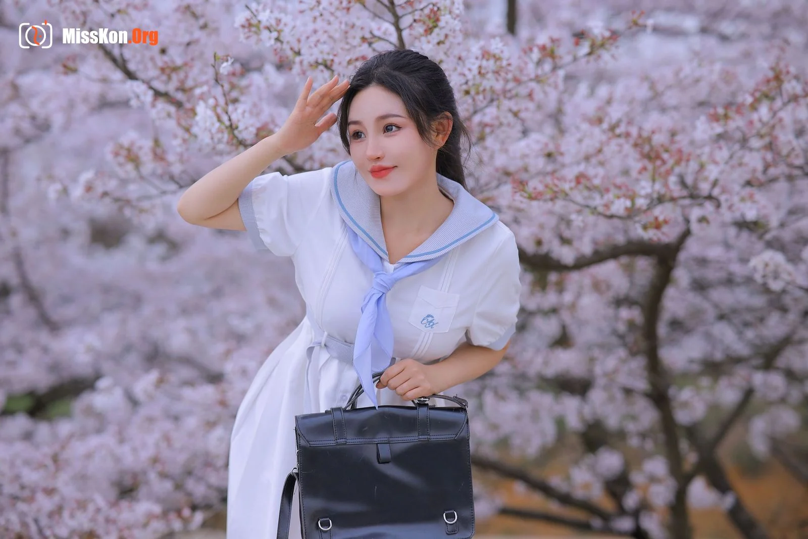 Tao Nuan: On the way to school - Photo 10
