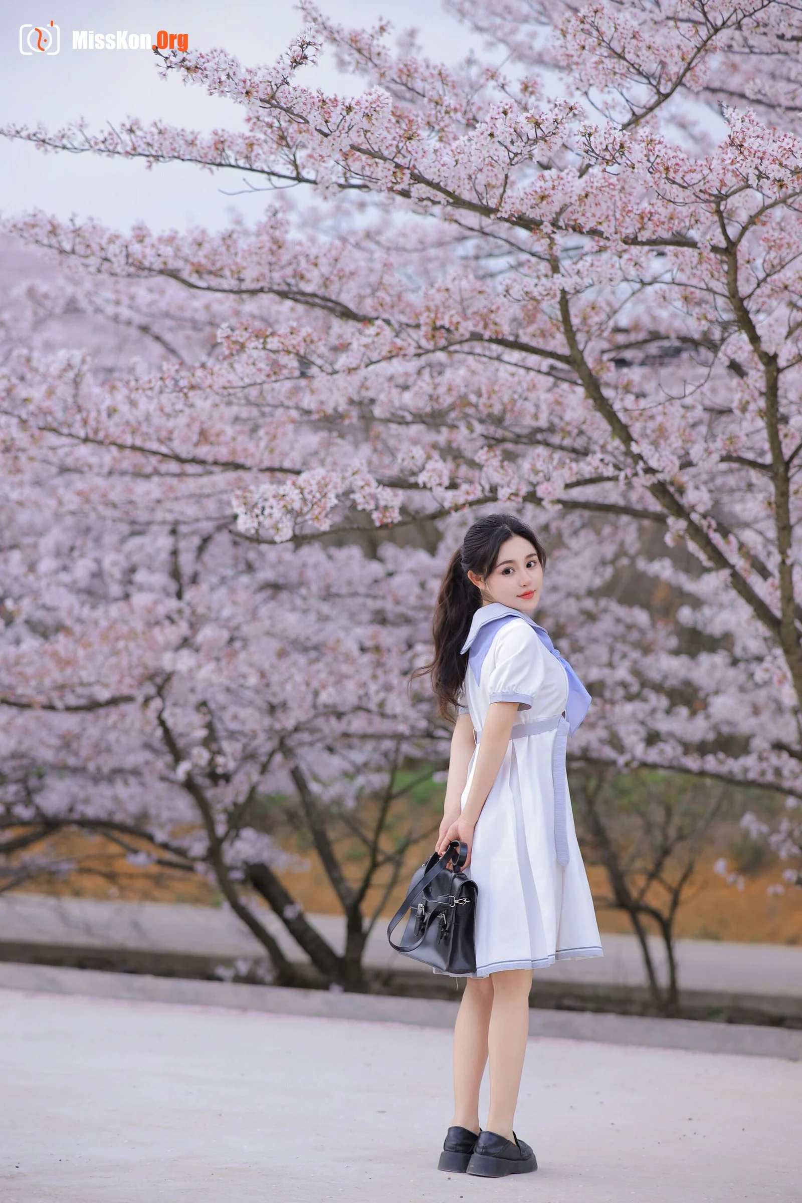 Tao Nuan: On the way to school - Photo 6