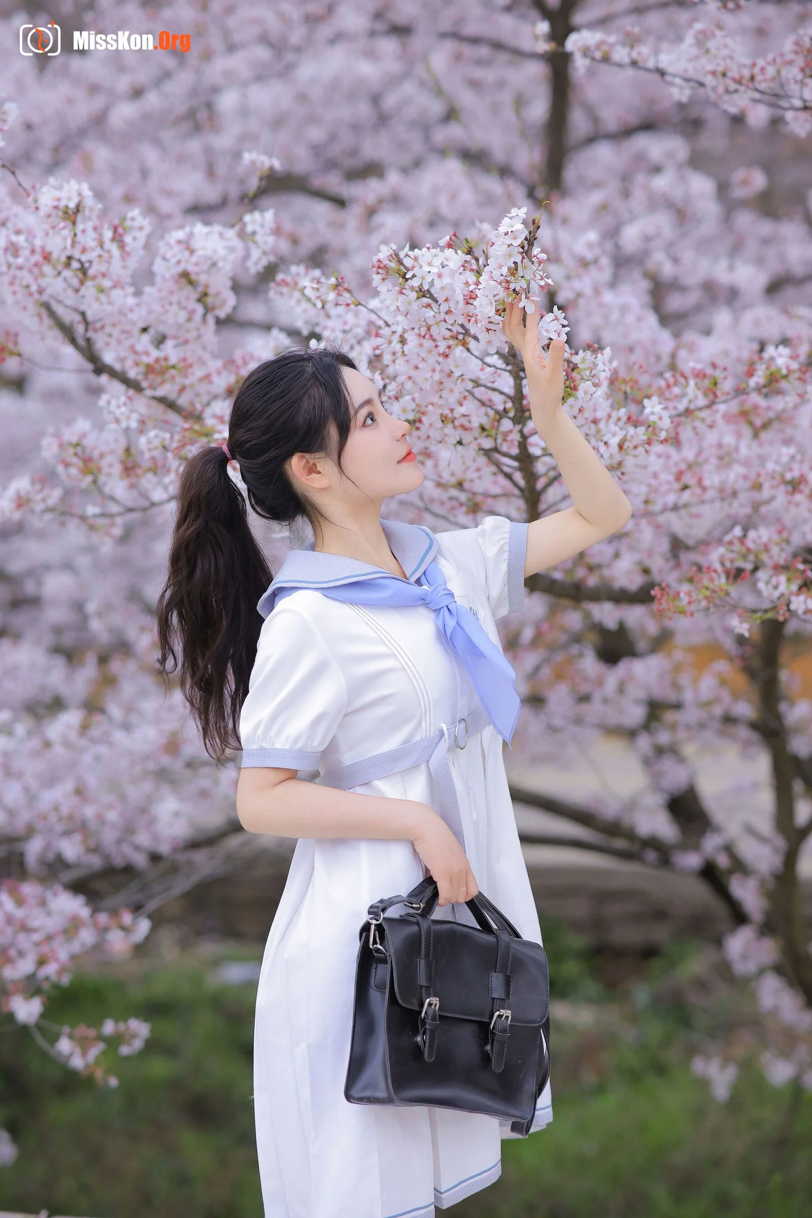 Tao Nuan: On the way to school - Photo 7