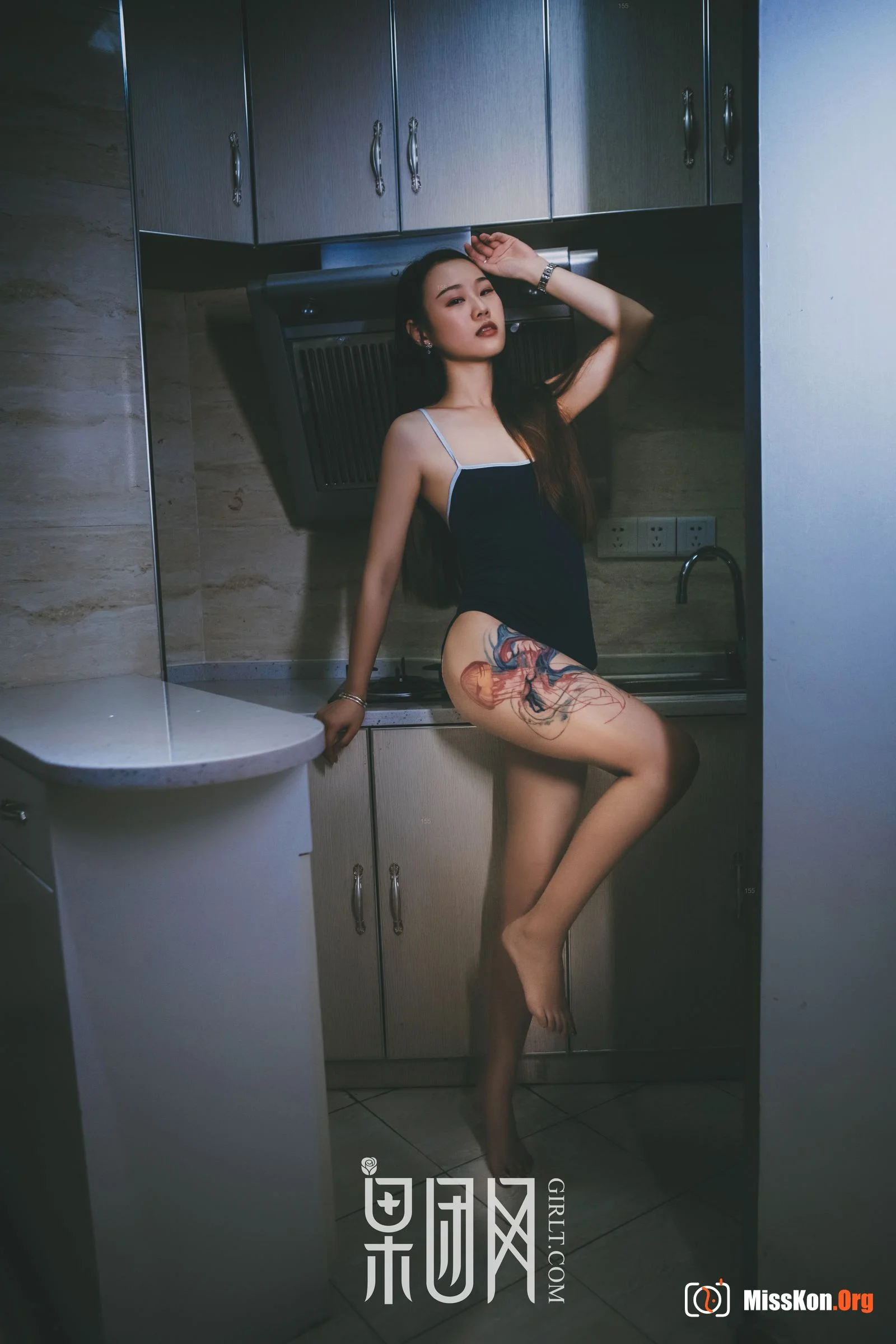 The fragrance of the kitchen is not limited to the food! (TG.033) - Photo 13