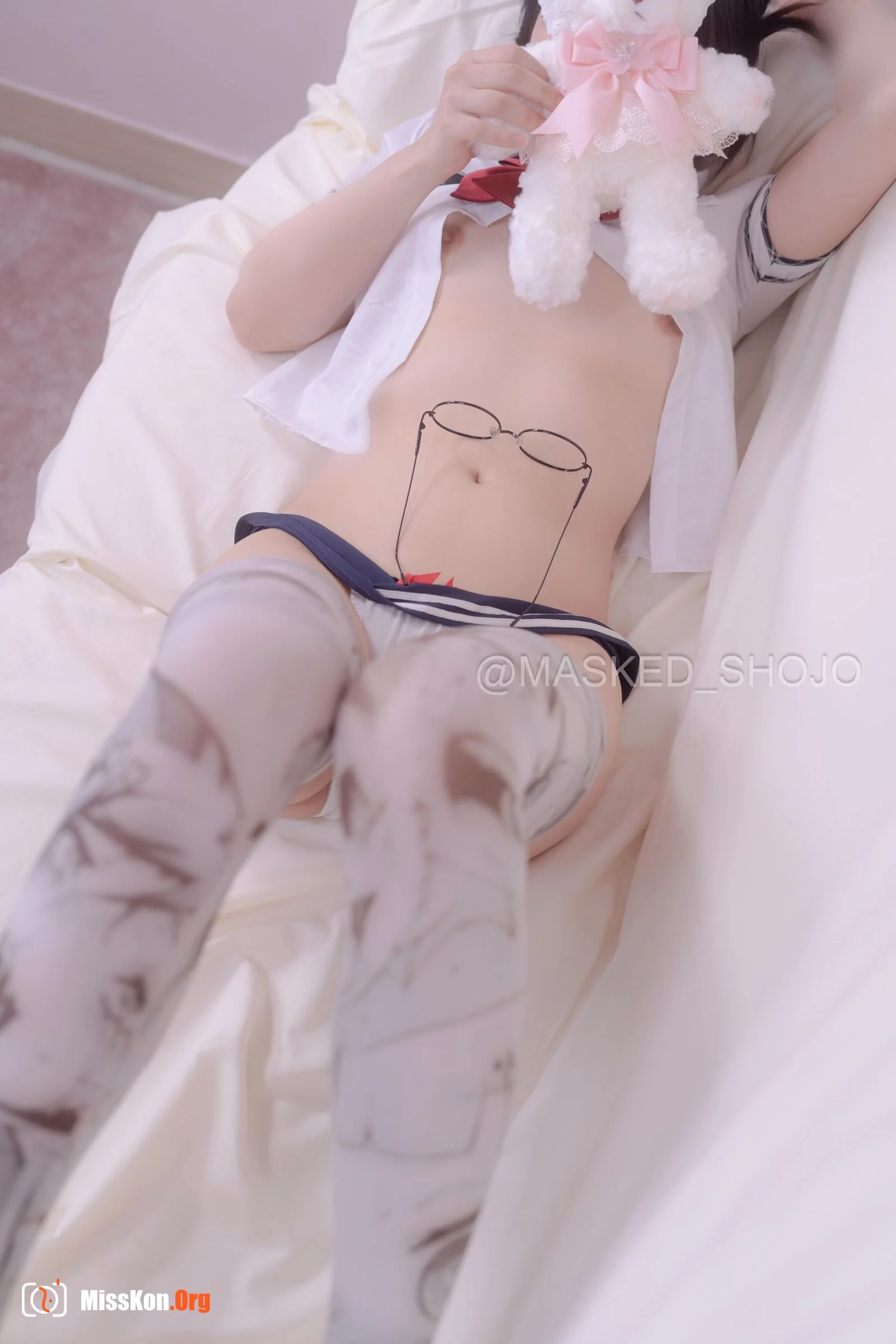 The obedient girl - Photo 15