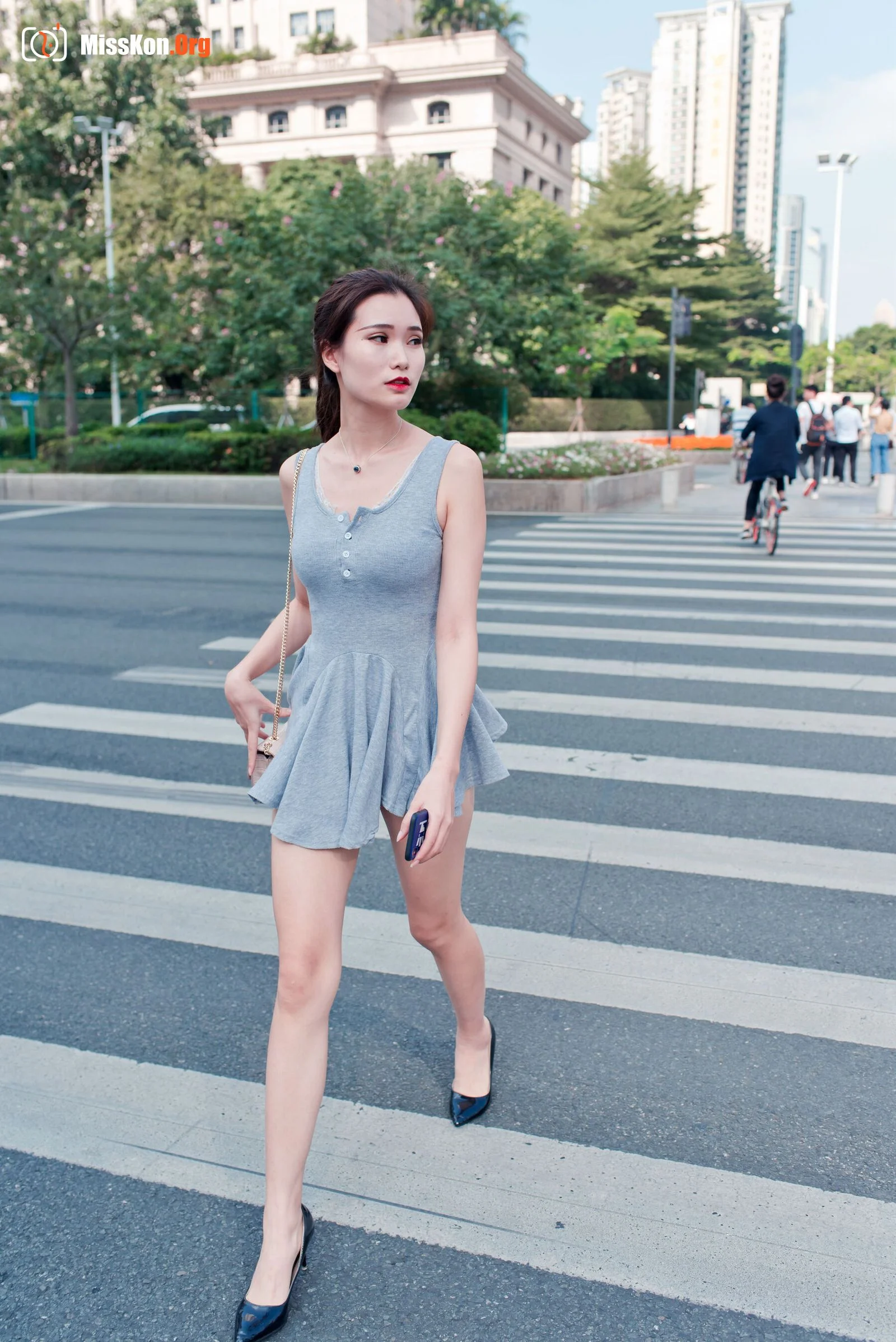 The story of the girl with the best beautiful legs and shredded meat (Magic Mirror) - Photo 8