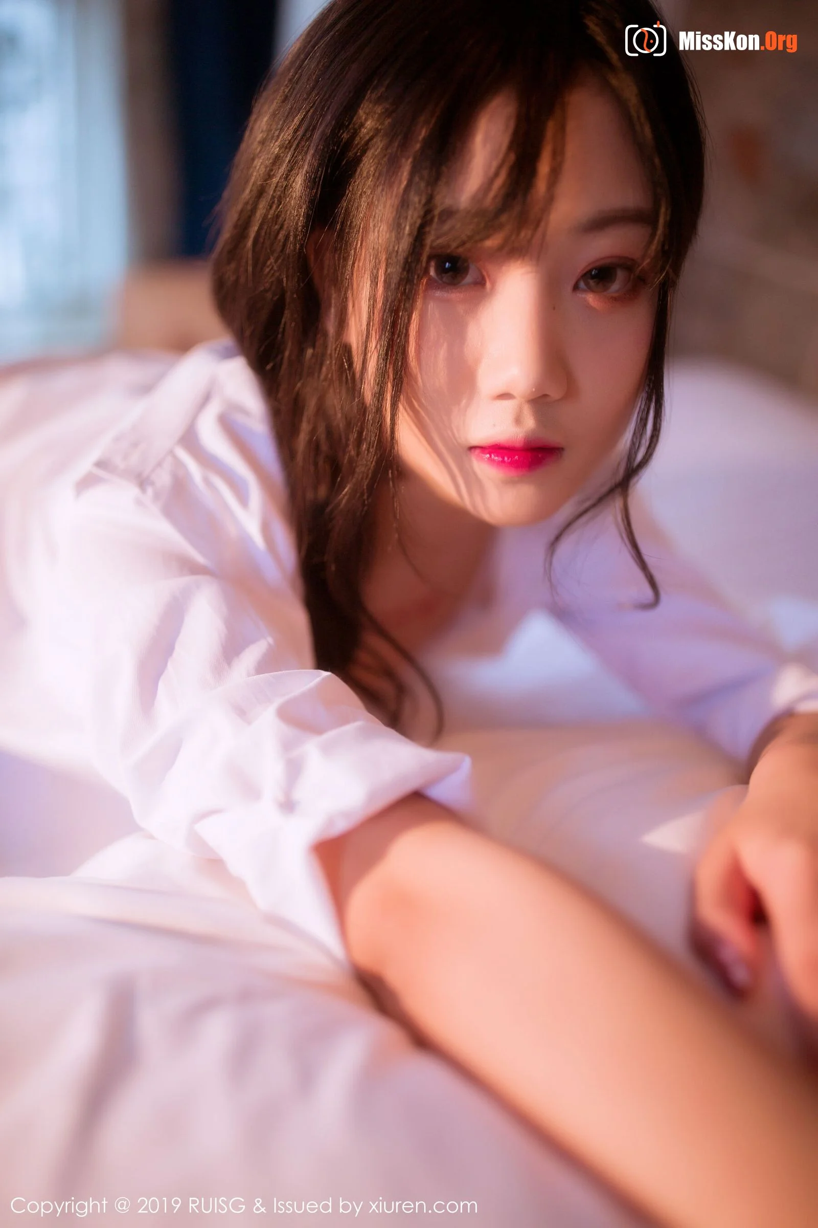 The world is not worth lily - Photo 13
