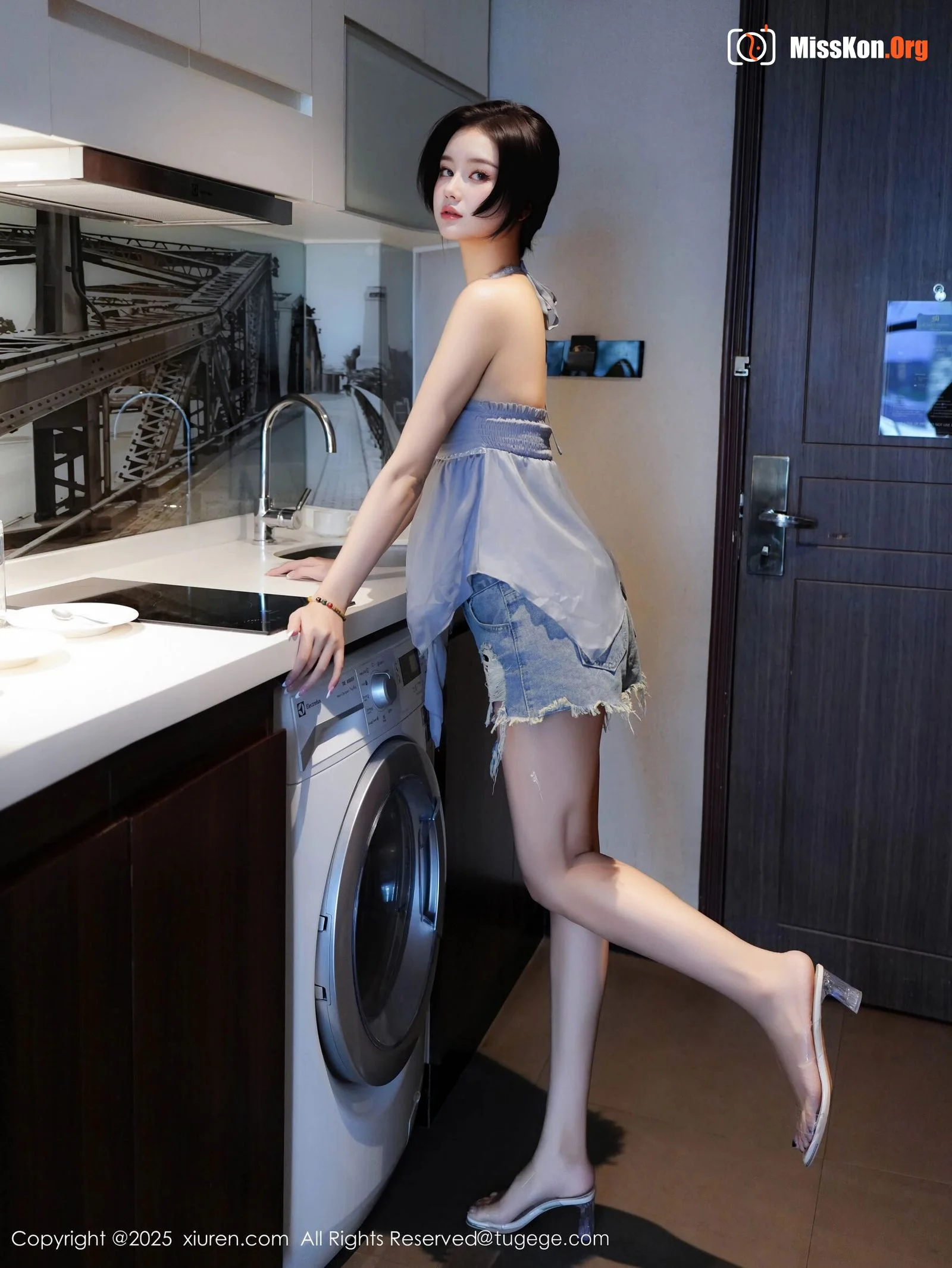 Theresa - Photo 3
