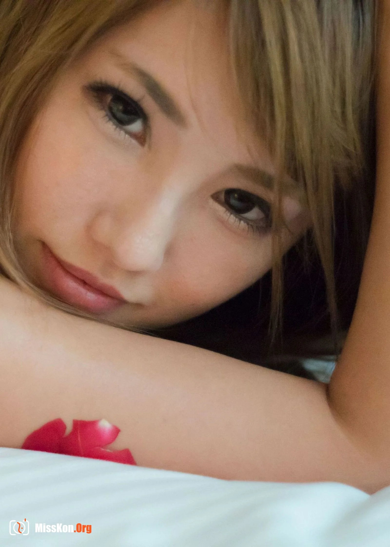 Tian Haiyi: Kiss you - Photo 8