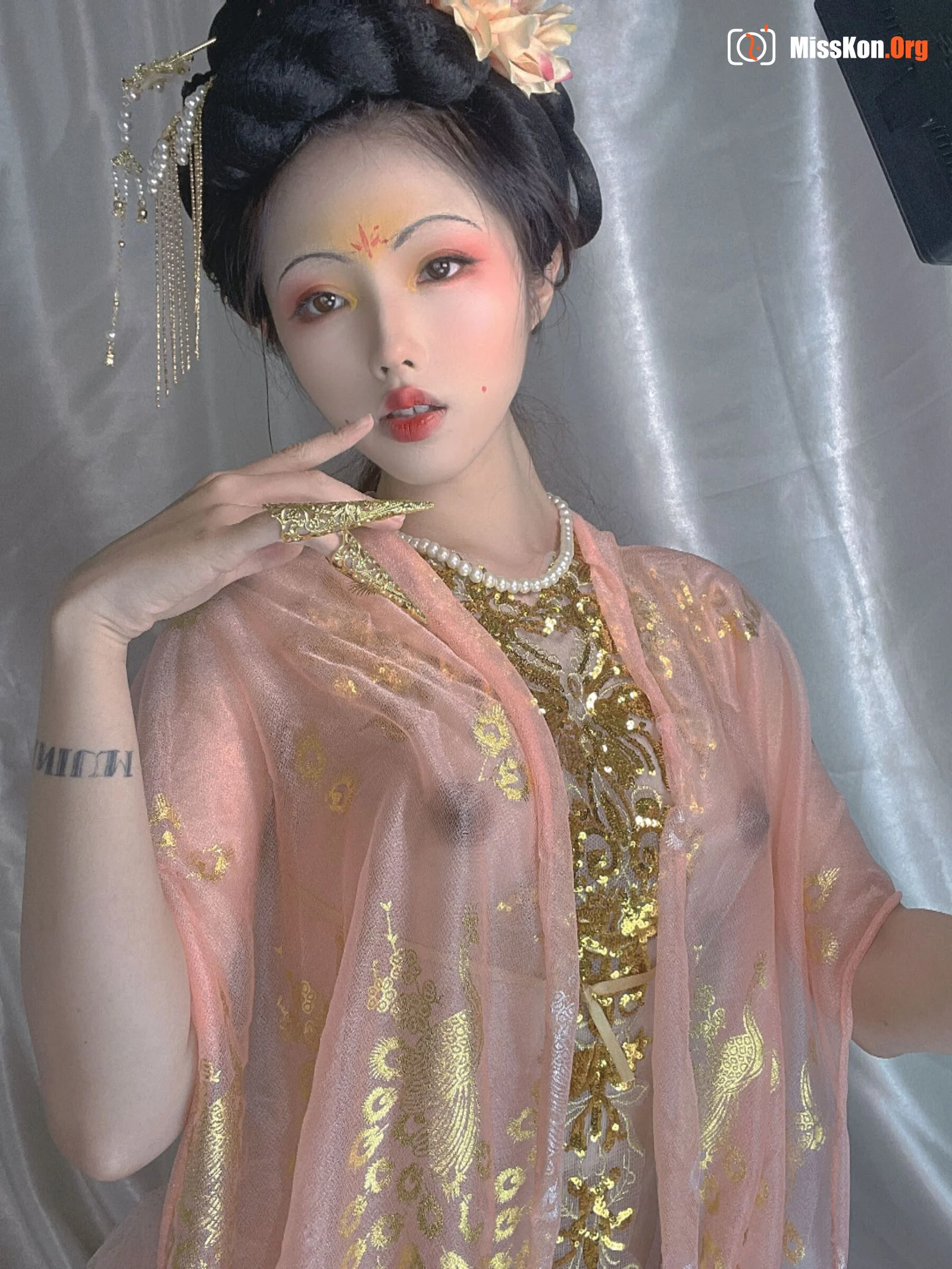 Titanium alloy TiTi: Imperial concubine - Photo 2