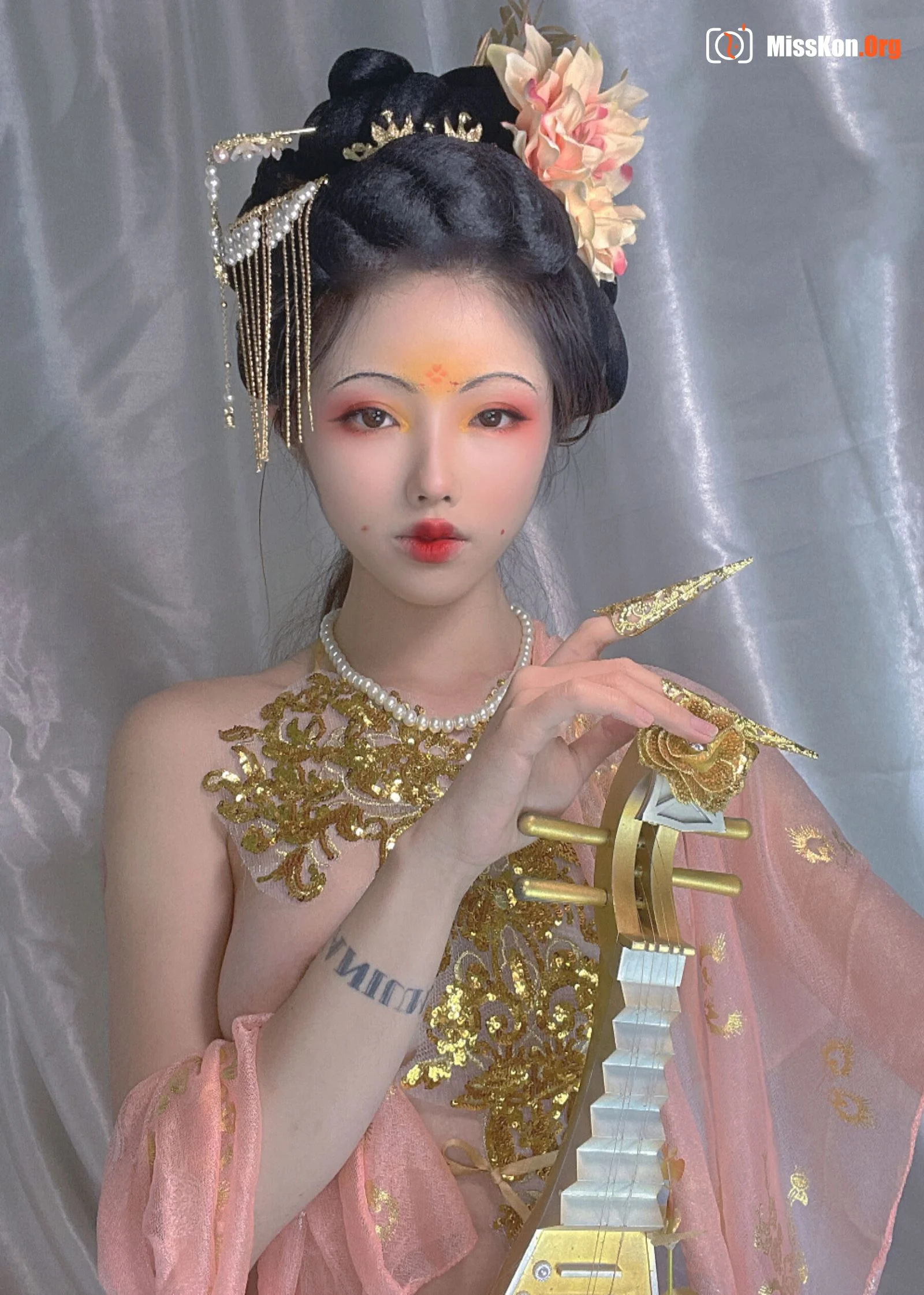 Titanium alloy TiTi: Imperial concubine - Photo 8