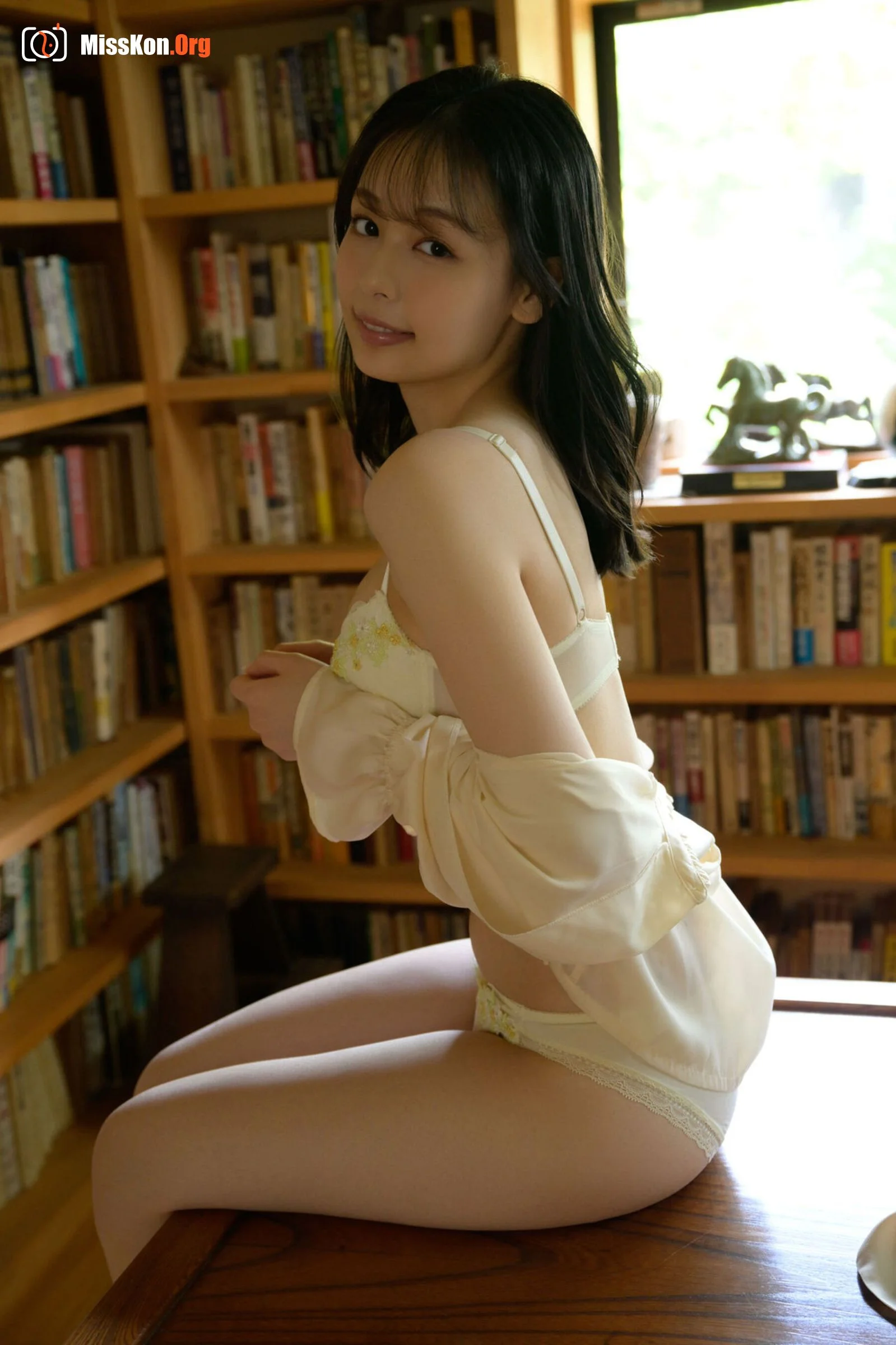 Tokita Ami: Honey Girlfriend Vol.1 - Photo 11