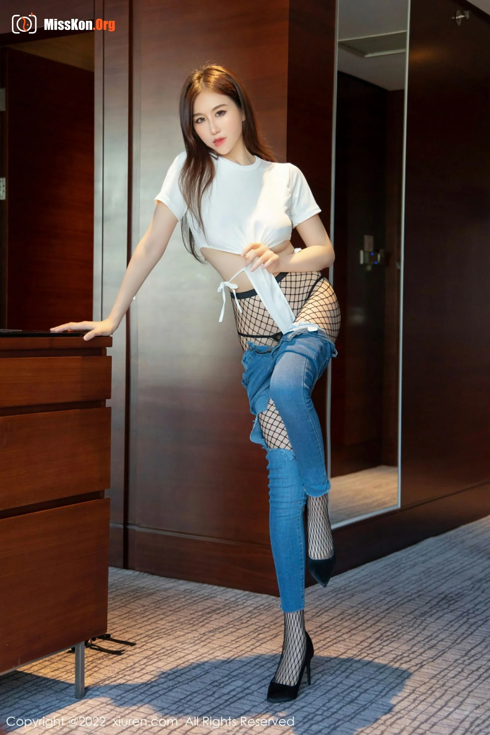Tsukine Hitomi - Photo 10