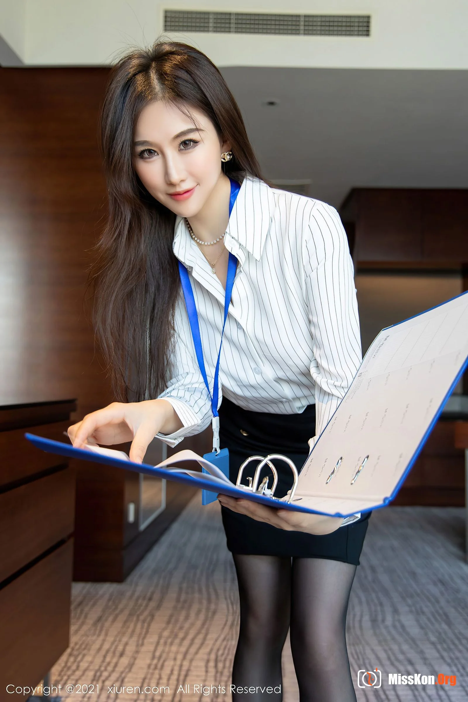 Tsukine Hitomi - Photo 10