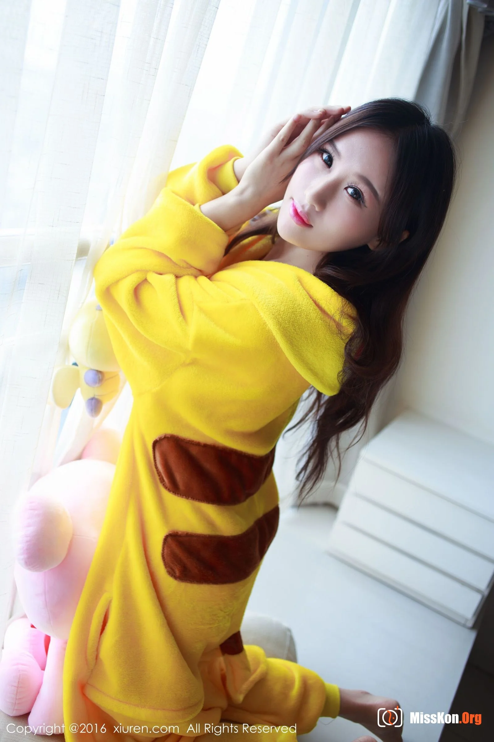 Tsukine Hitomi - Photo 10