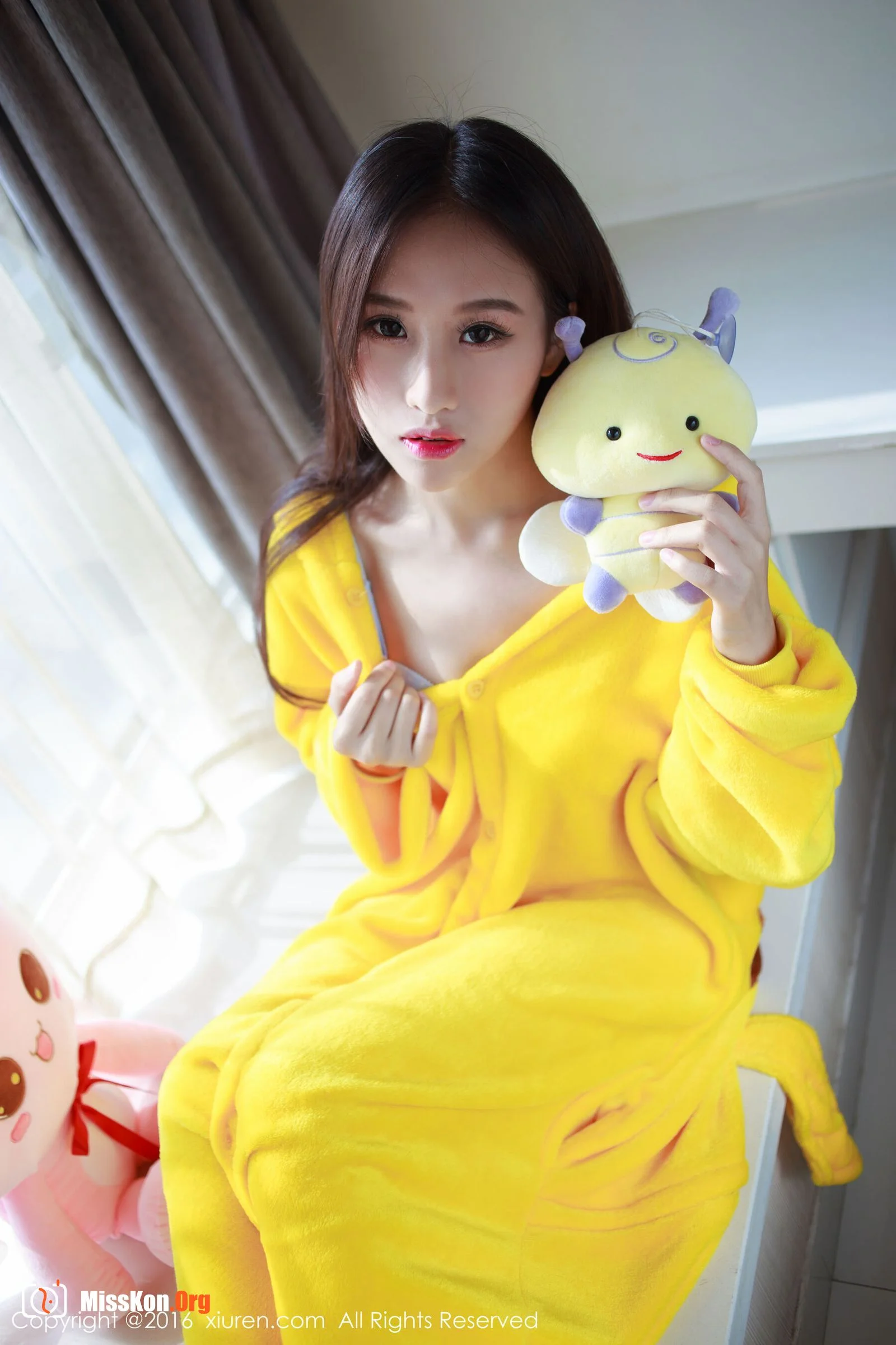 Tsukine Hitomi - Photo 3