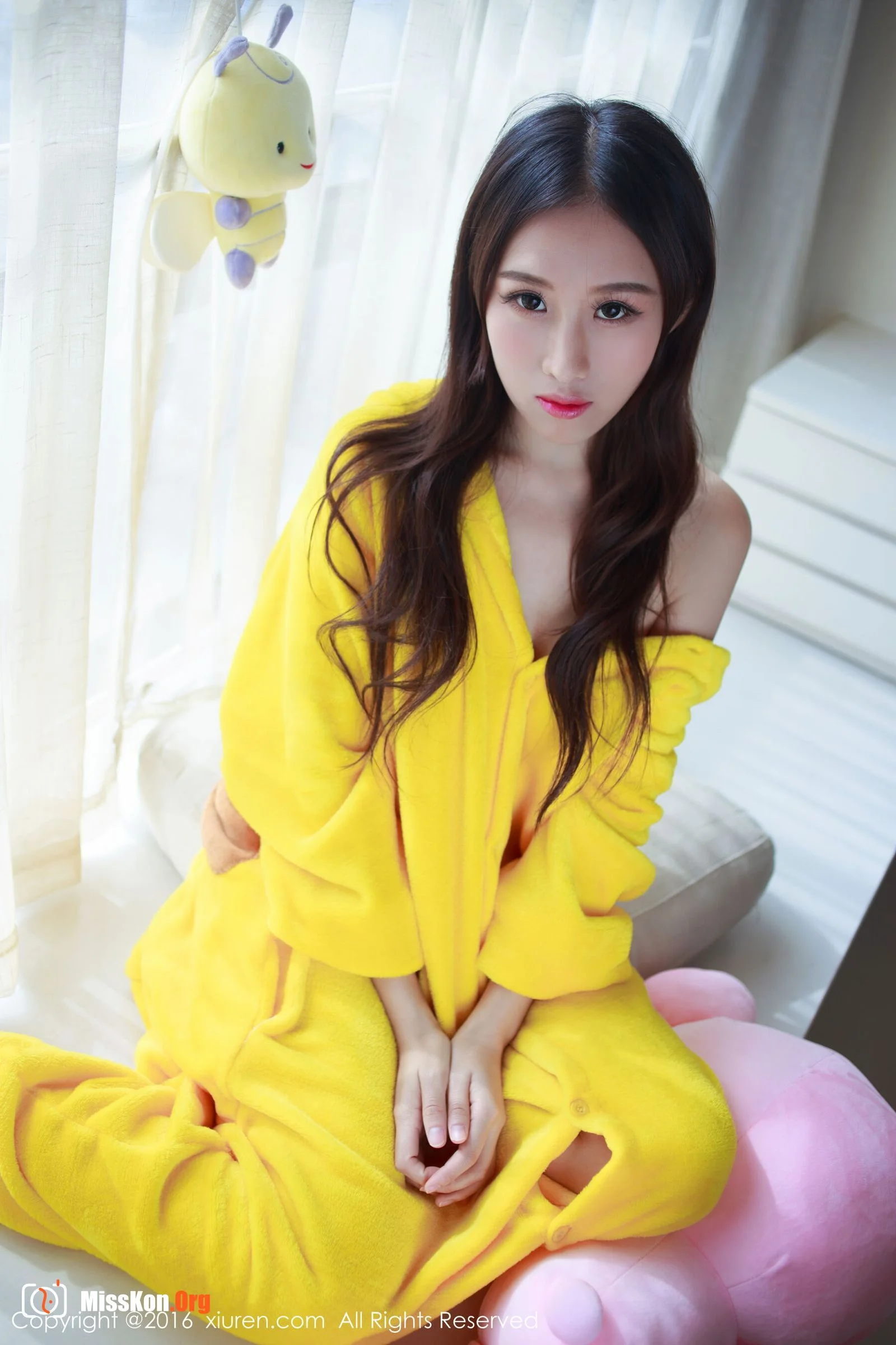 Tsukine Hitomi - Photo 7