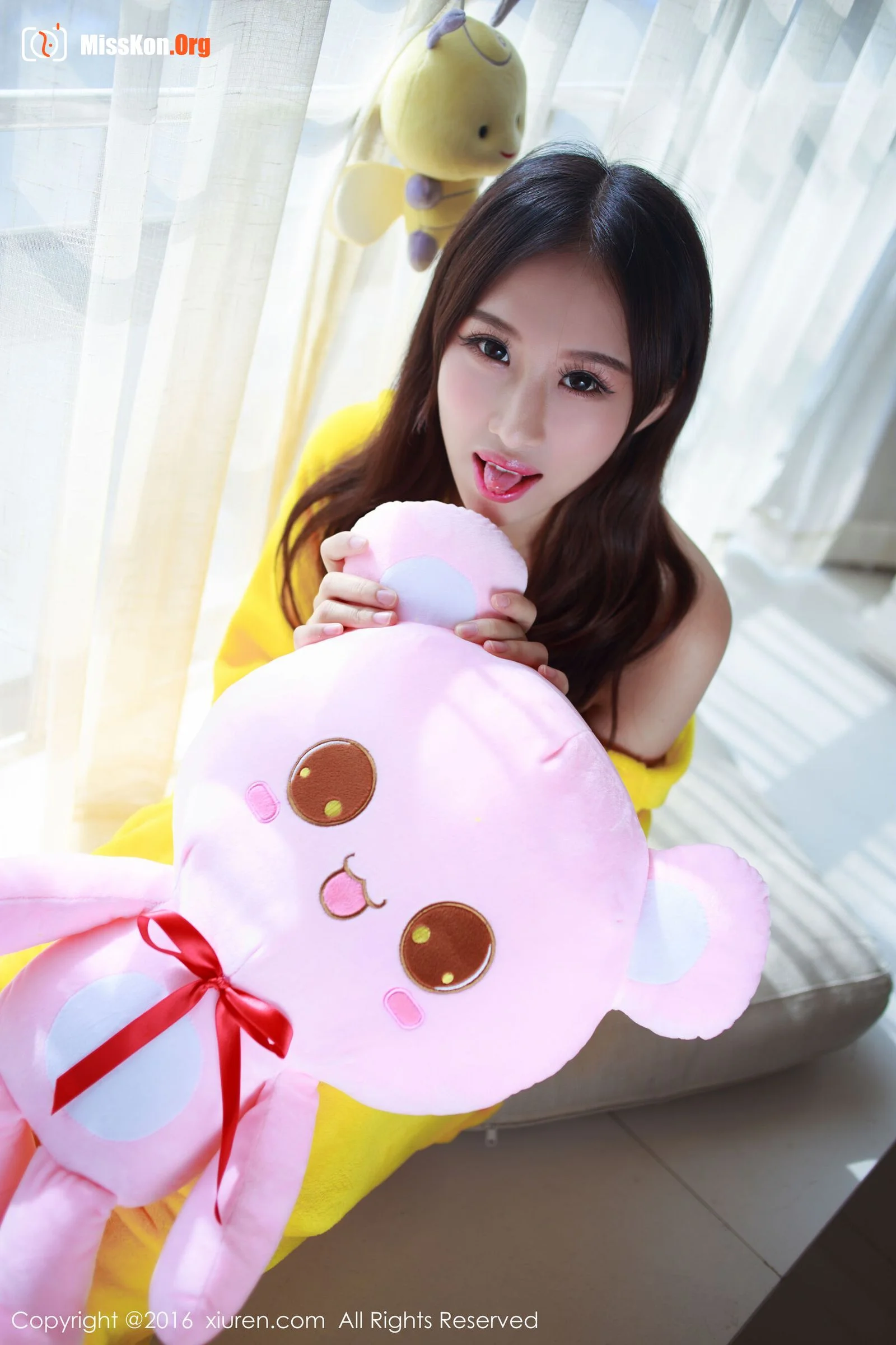 Tsukine Hitomi - Photo 8