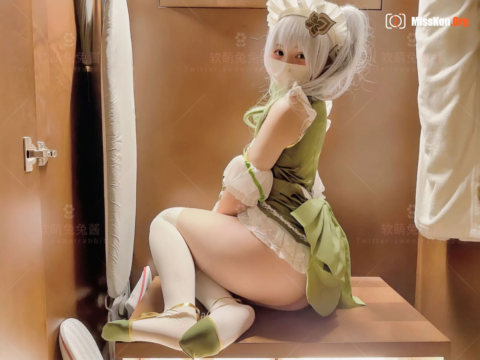 Tutu Jiang: Nasida - Photo 2