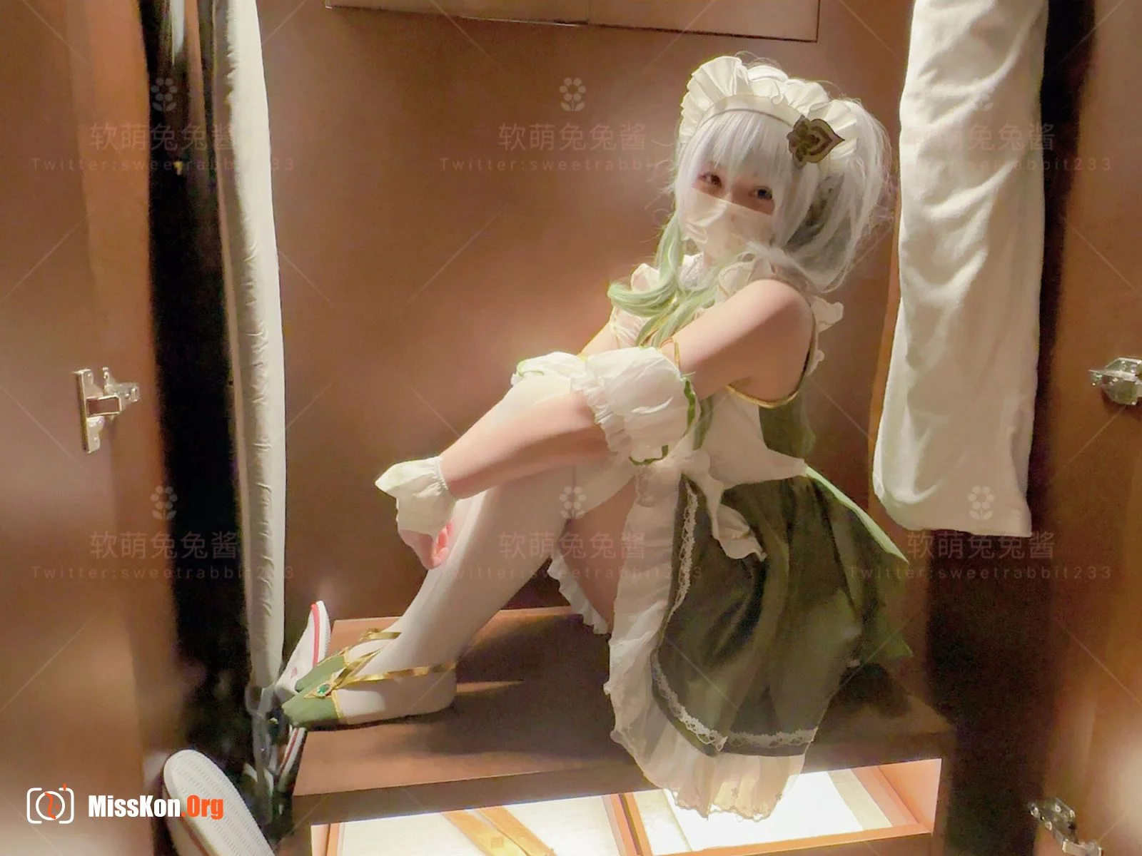 Tutu Jiang: Nasida - Photo 7