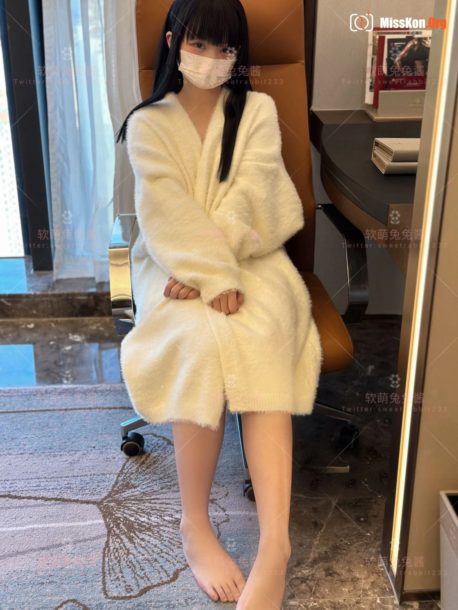 Tutu Jiang: Secretary - Photo 17