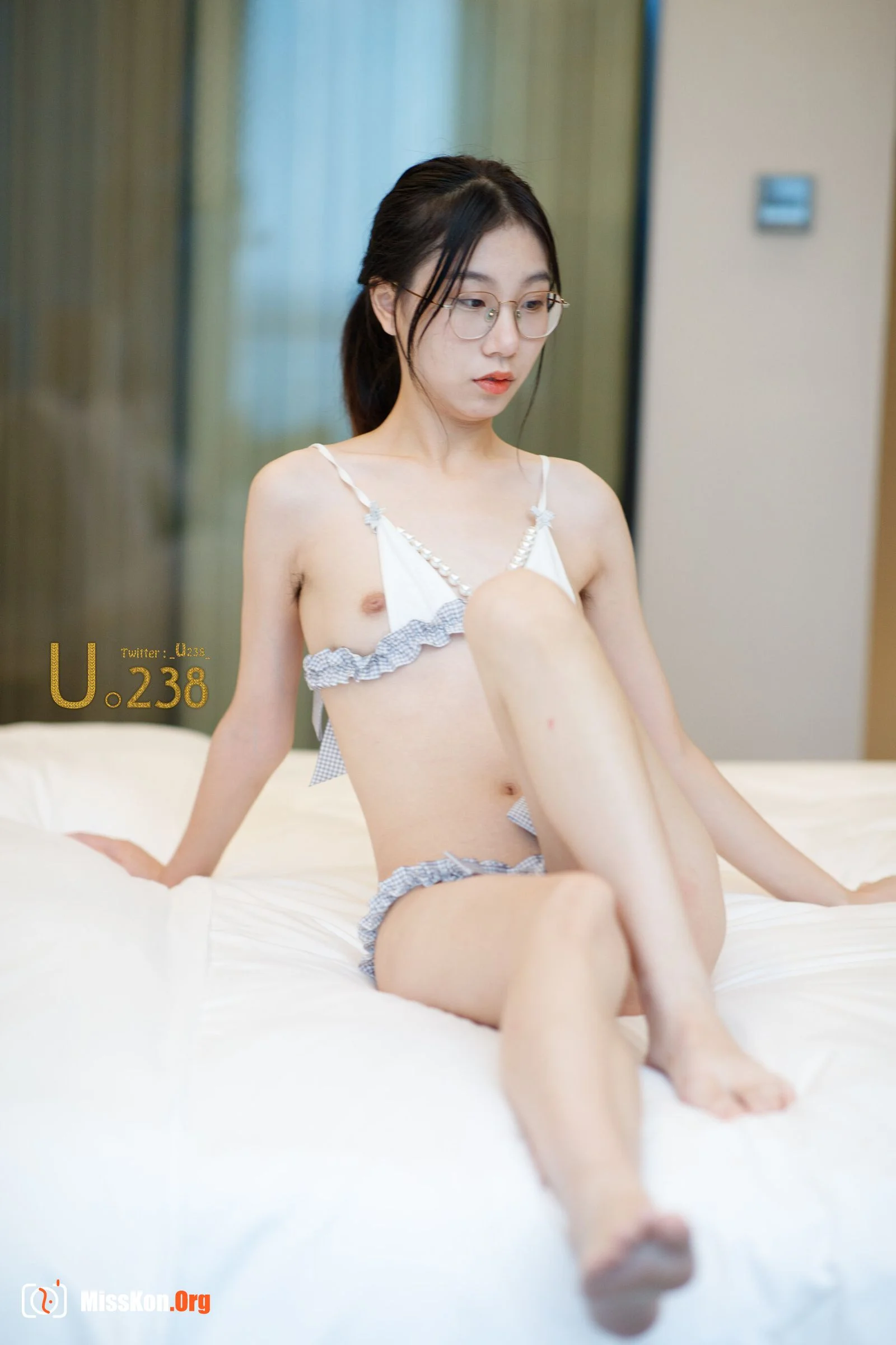 Twin sisters - Photo 6