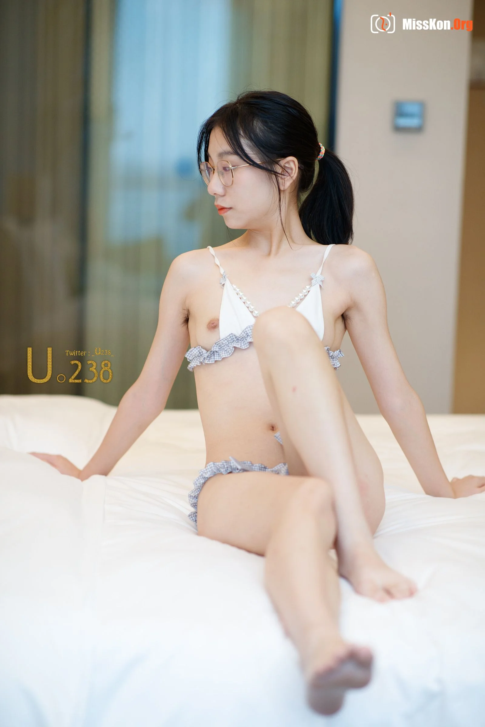 Twin sisters - Photo 8