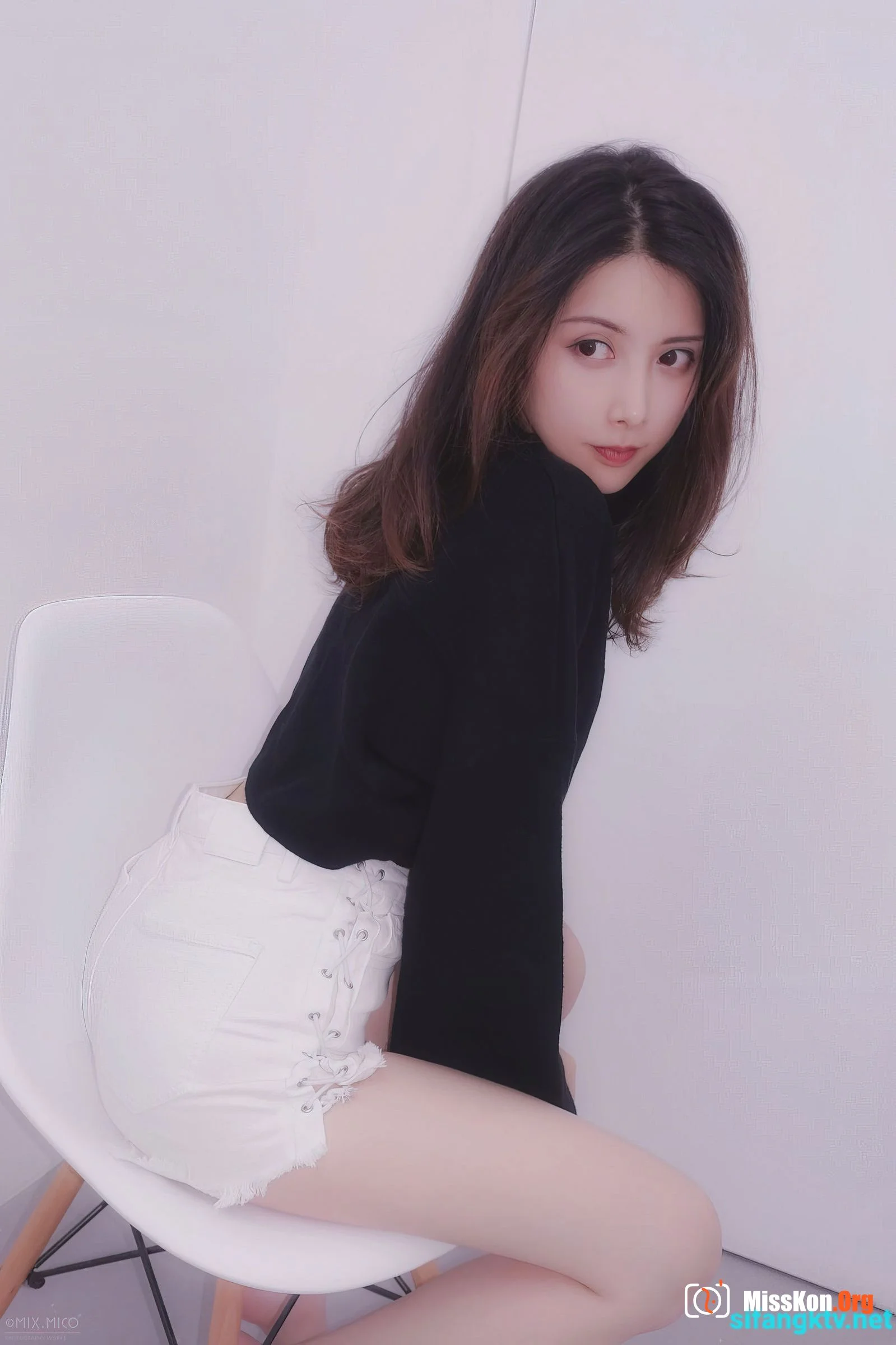 Twitter photographer mix multiple models large-scale private photos - Photo 9