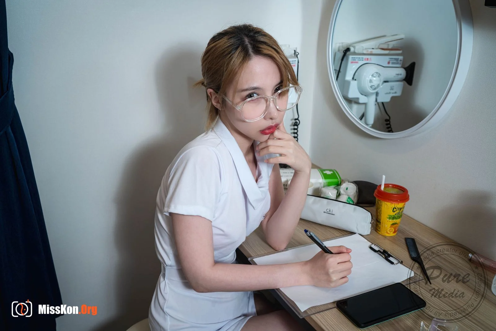 Uhye - Photo 44