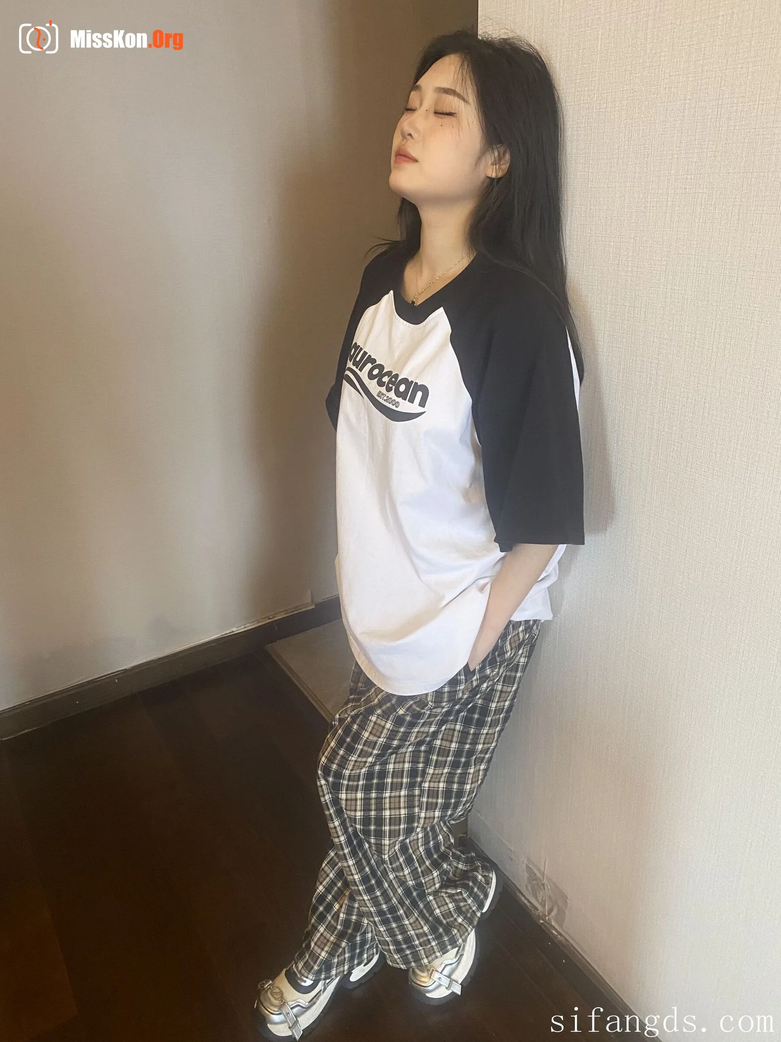 Unknown Chinese model large-scale private photo shoot - Photo 18