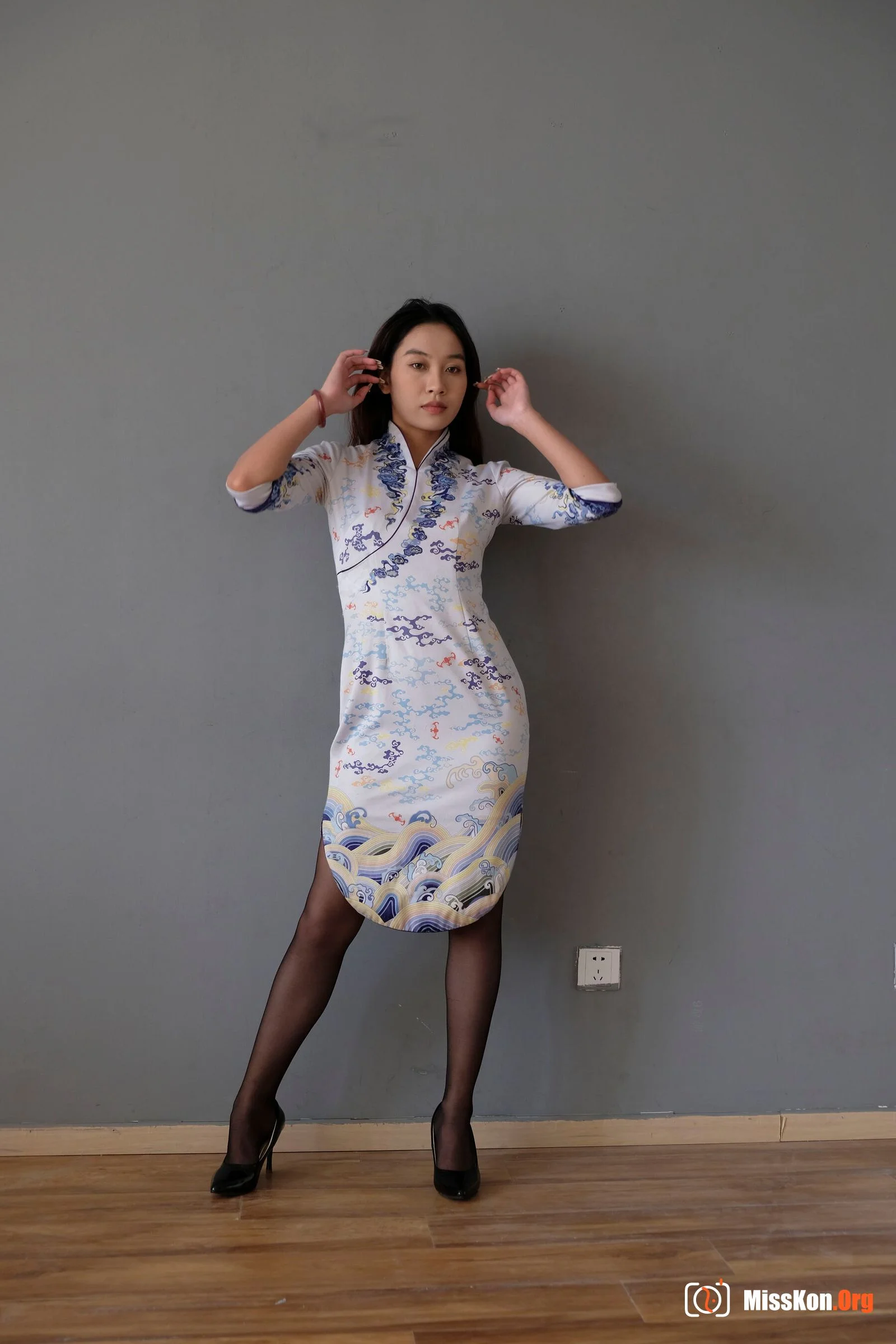 Unknown Chinese model large-scale private photo shoot (2022-09-30) - Photo 2