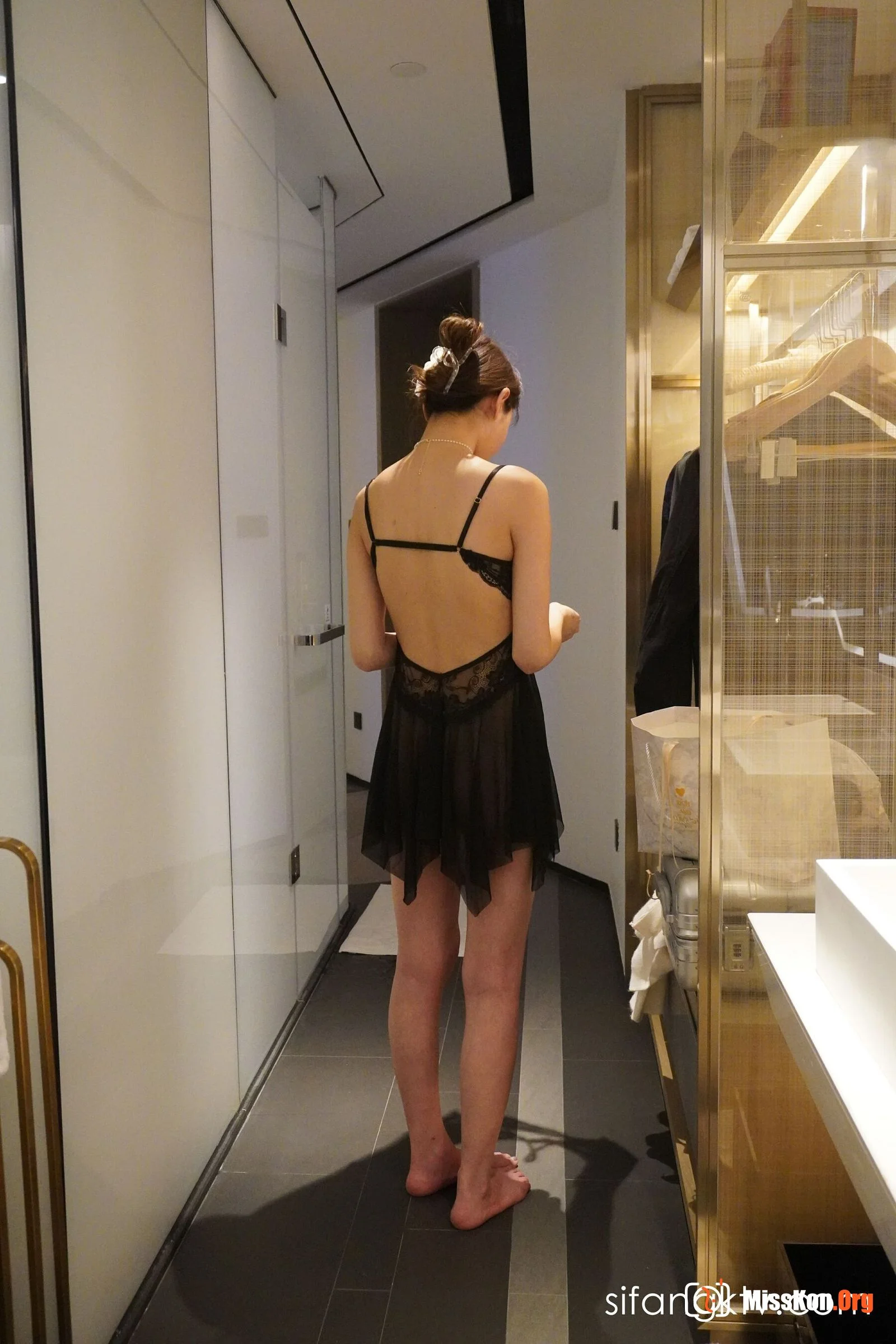 Unknown Chinese model large-scale private photo shoot - Photo 7