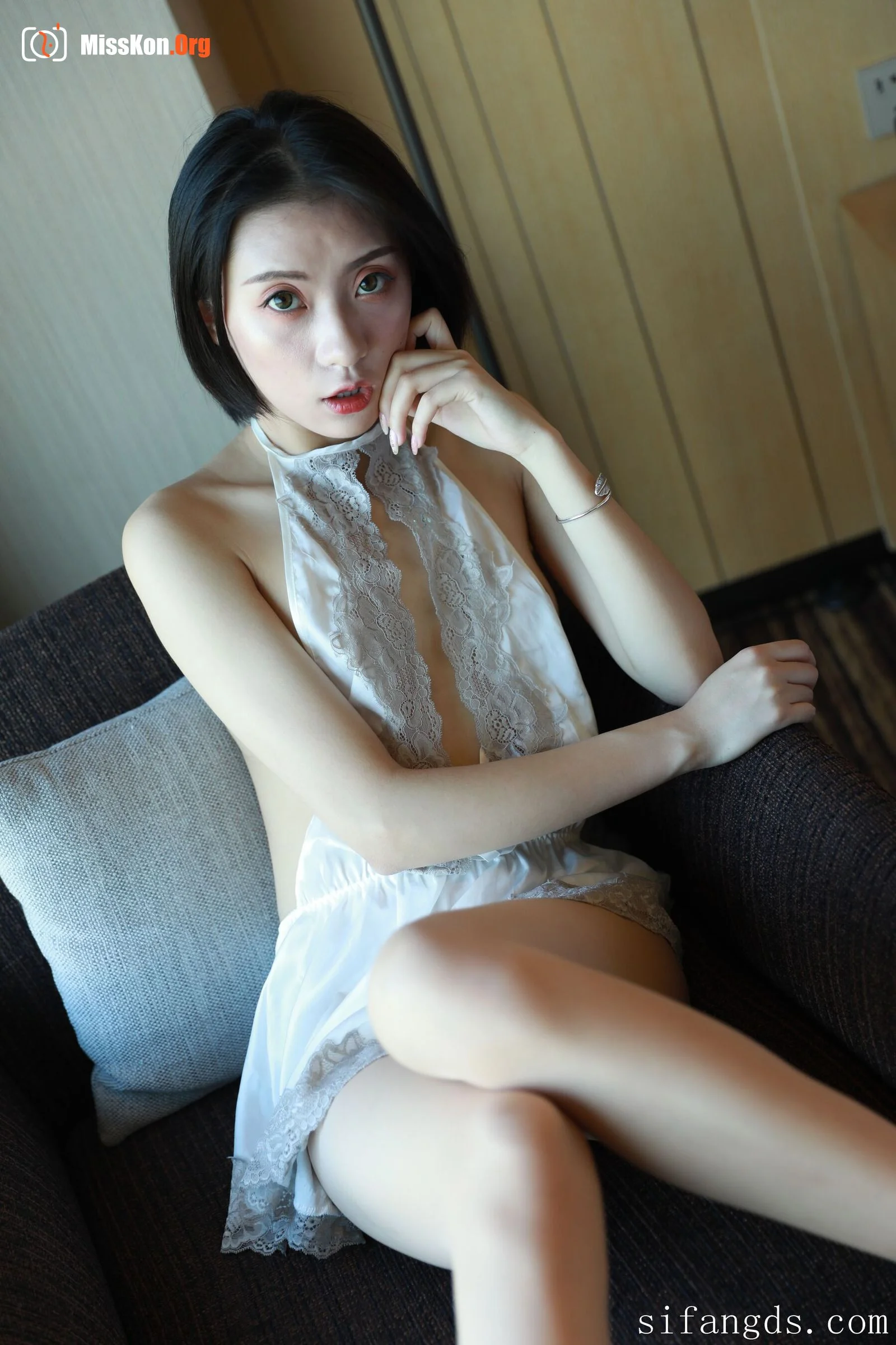 Unknown Chinese model large-scale private photo shoot - Photo 5