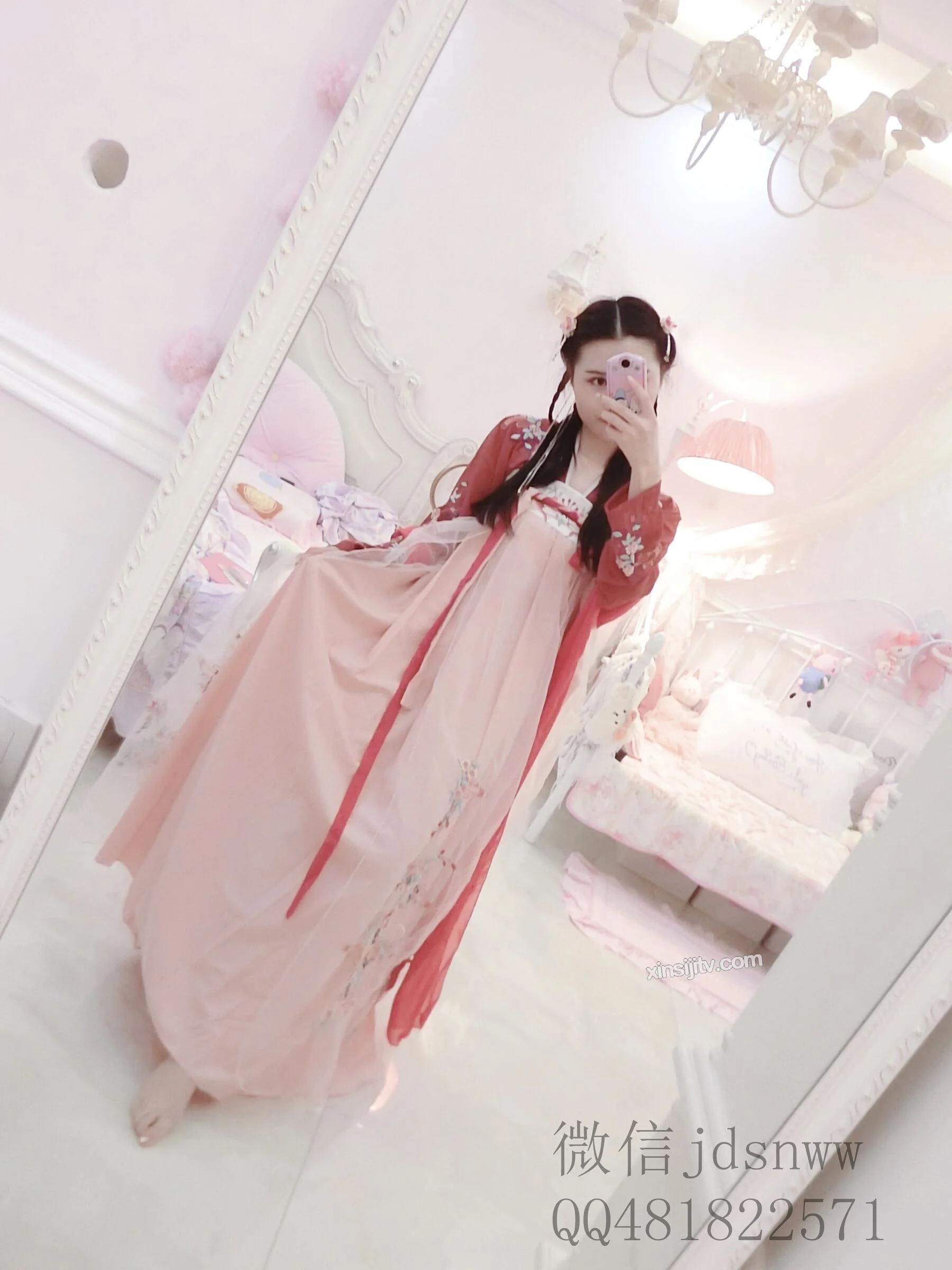 Unknown Chinese model large-scale private photo shoot